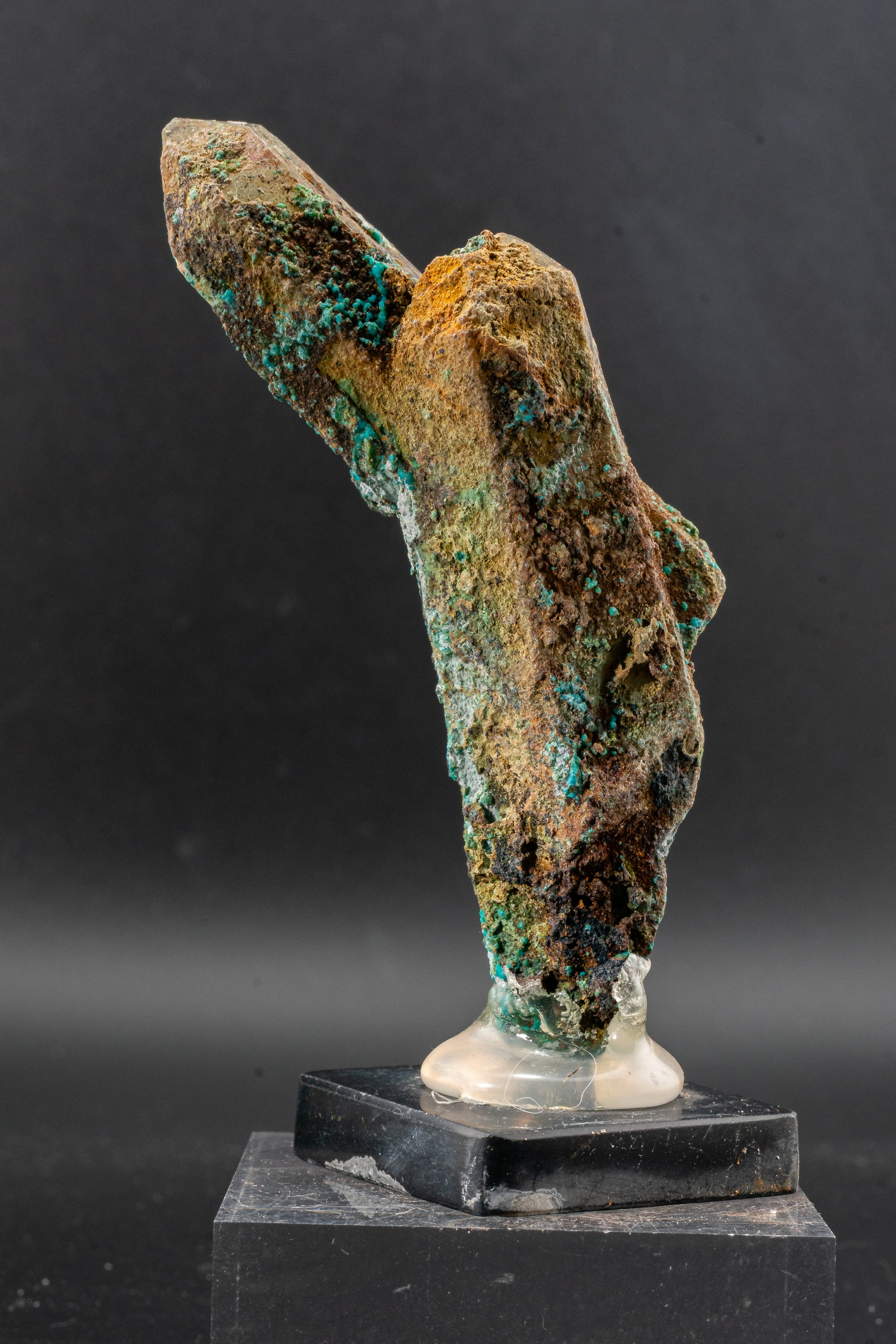 Chrysocolla, Quartz - Mina La Tentadora, Peru