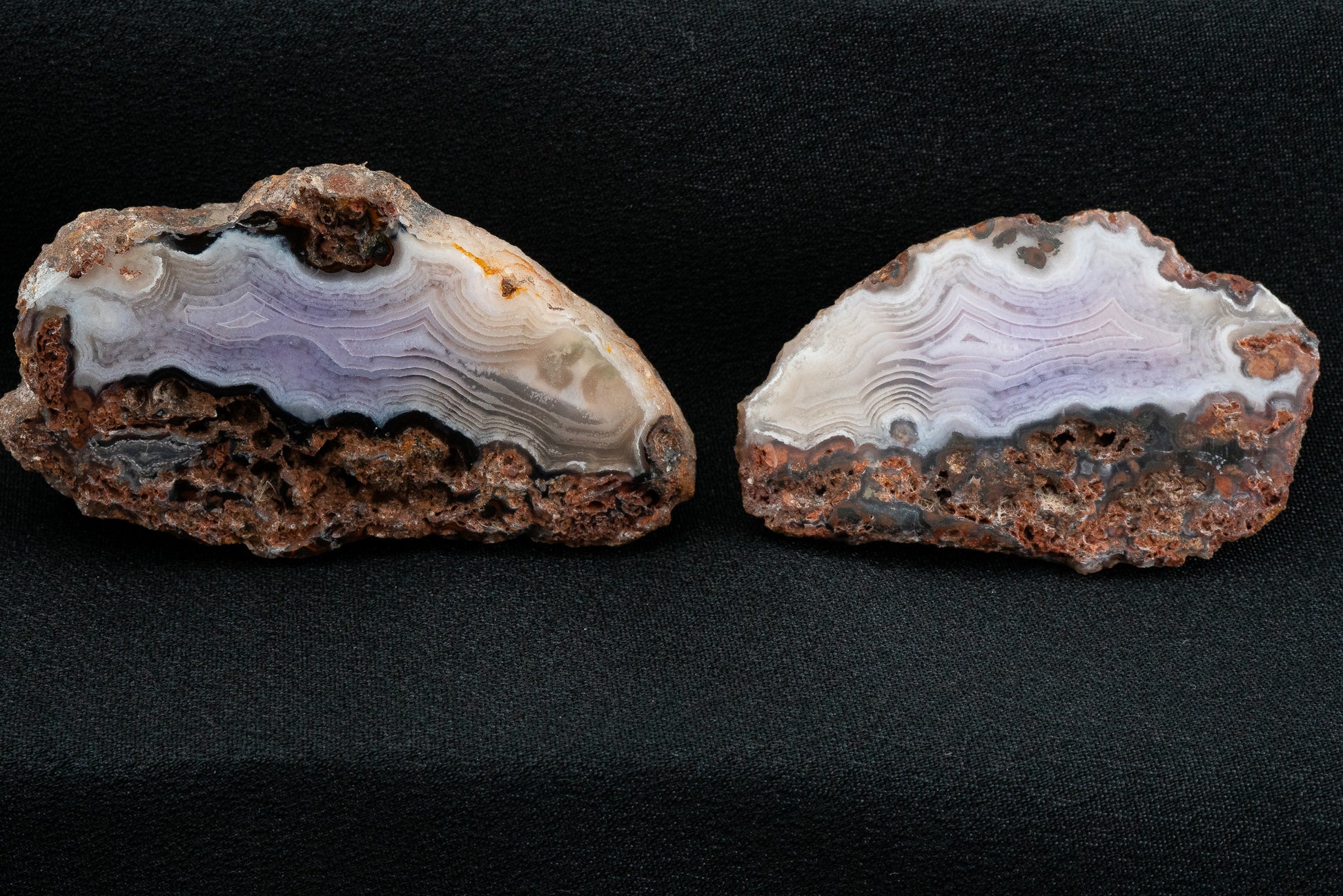 Picacho Agate Pair - Coyame del Sotol, Chihuahua, Mexico