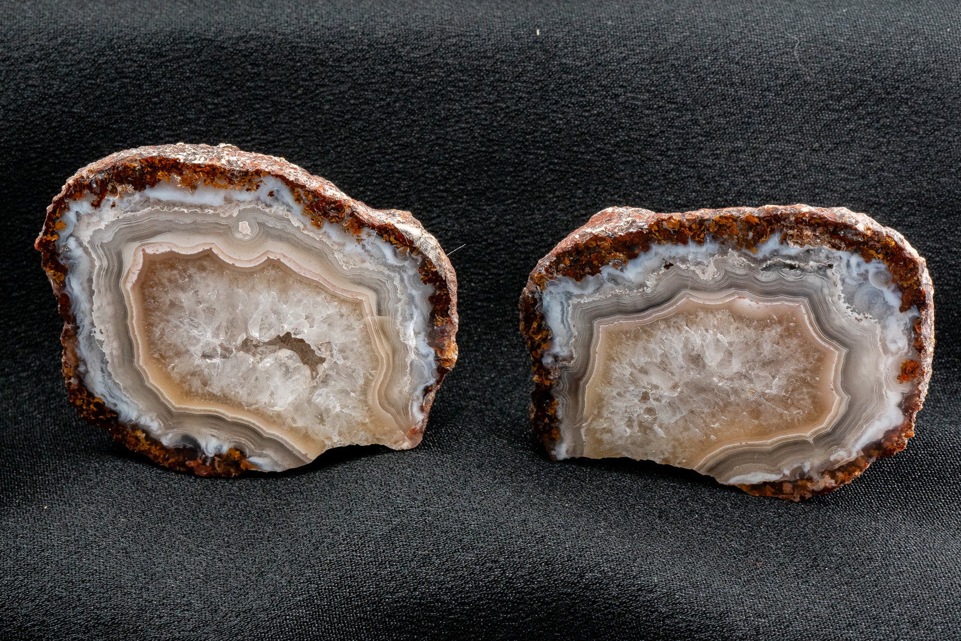 Picacho Agate Pair - Coyame del Sotol, Chihuahua, Mexico