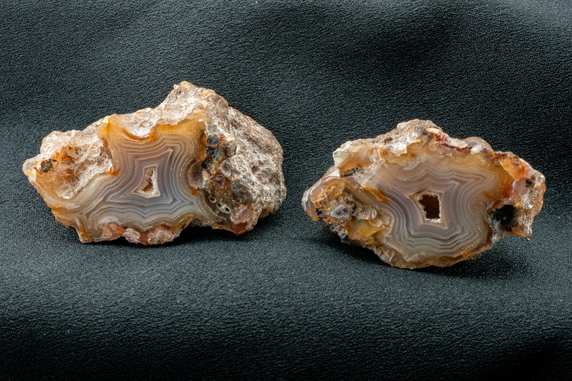Picacho Agate Pair - Coyame del Sotol, Chihuahua, Mexico