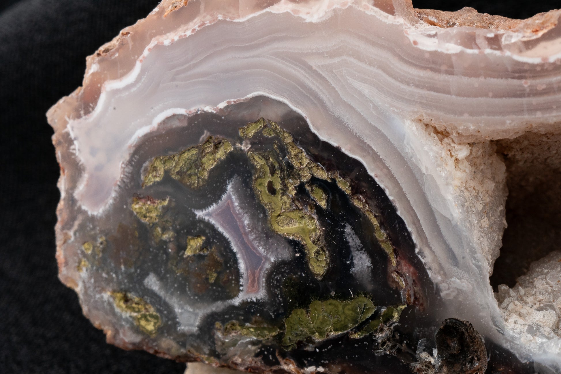 Picacho Agate Pair - Coyame del Sotol, Chihuahua, Mexico