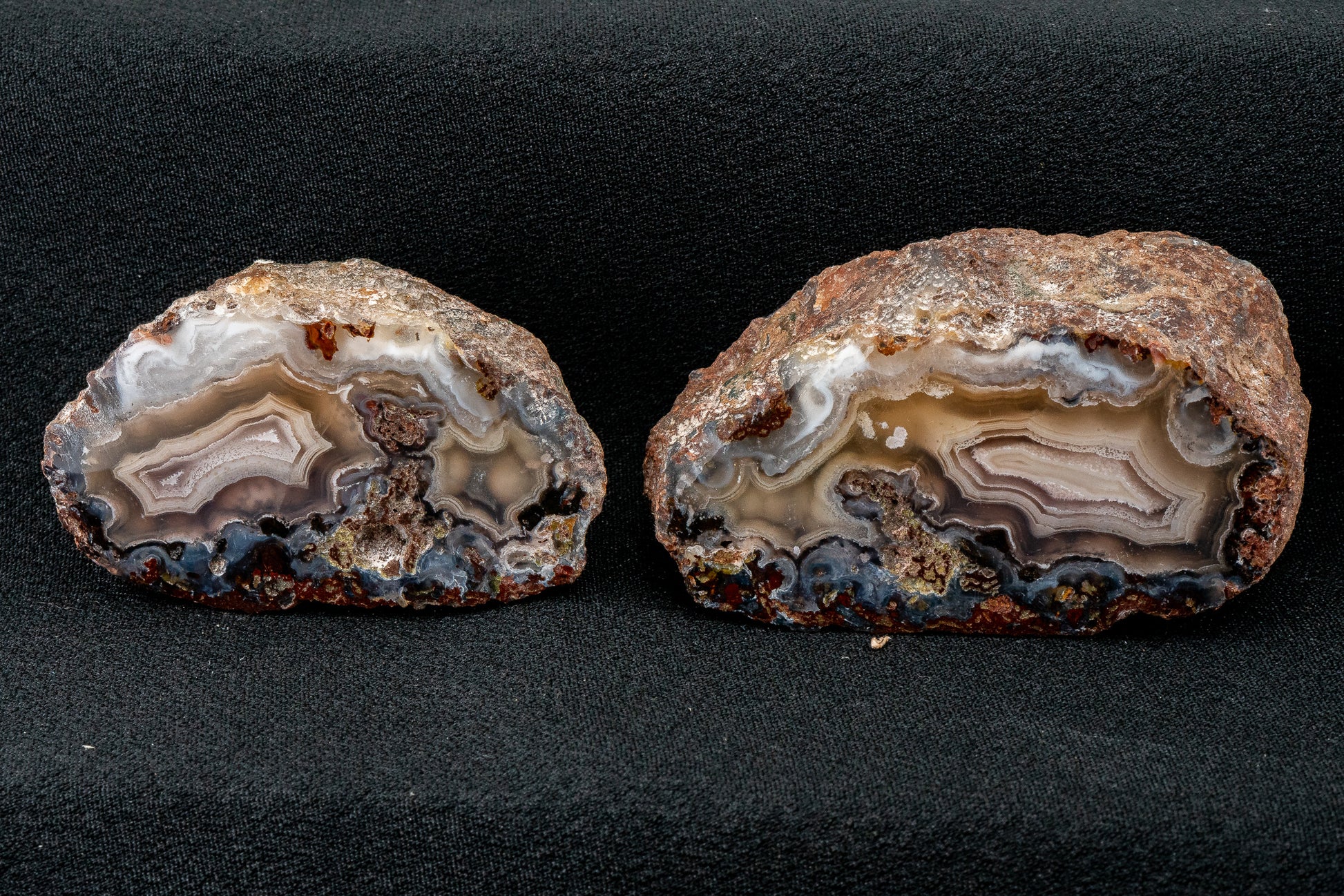 Picacho Agate Pair - Coyame del Sotol, Chihuahua, Mexico