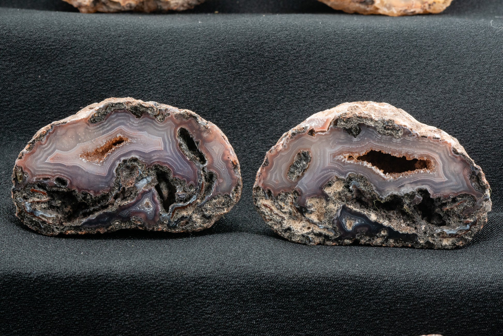 Picacho Agate Pair - Coyame del Sotol, Chihuahua, Mexico