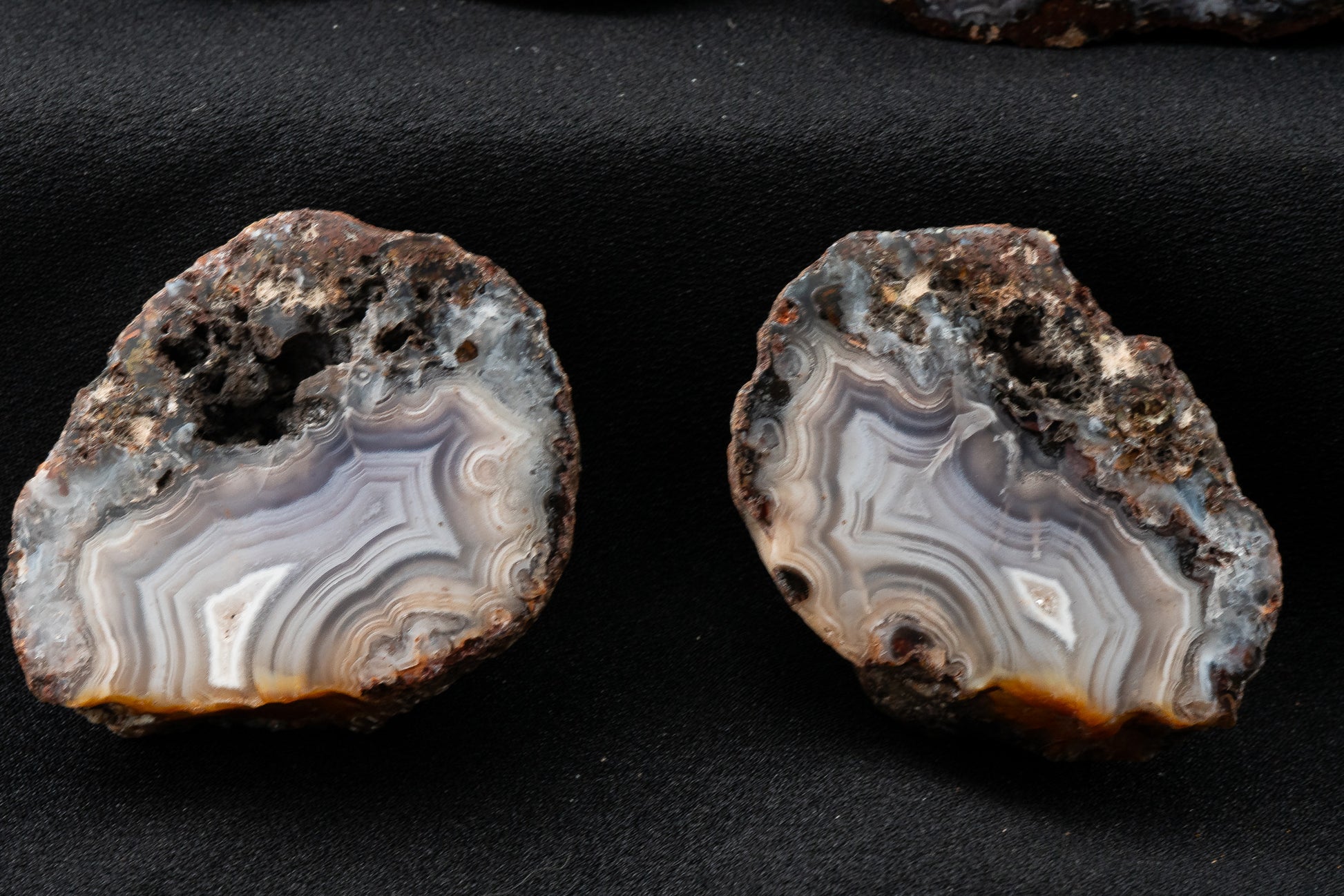 Picacho Agate Pair - Coyame del Sotol, Chihuahua, Mexico