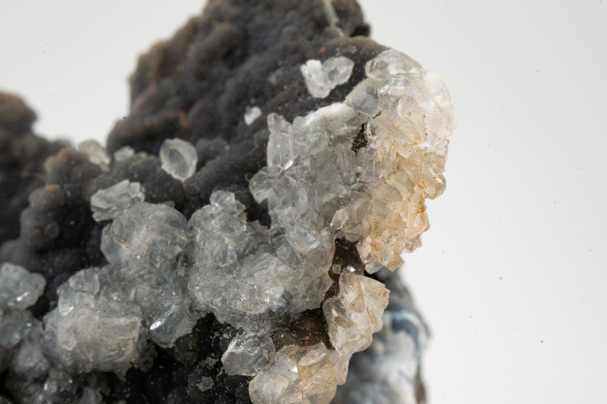 Quartz var. Chalcedony over Goethite - Zimapan, Hidalgo, Mexico