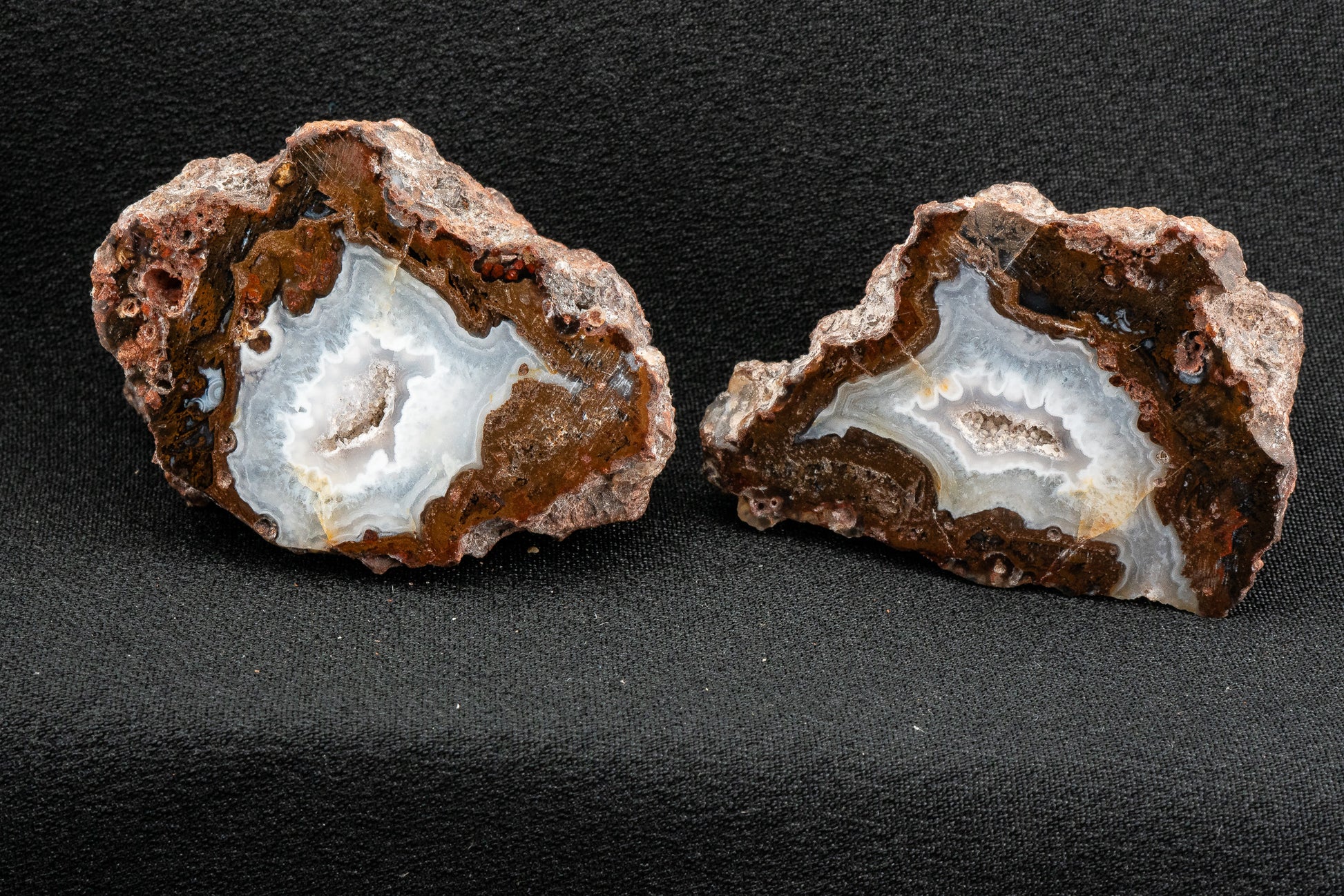 Picacho Agate Pair - Coyame del Sotol, Chihuahua, Mexico
