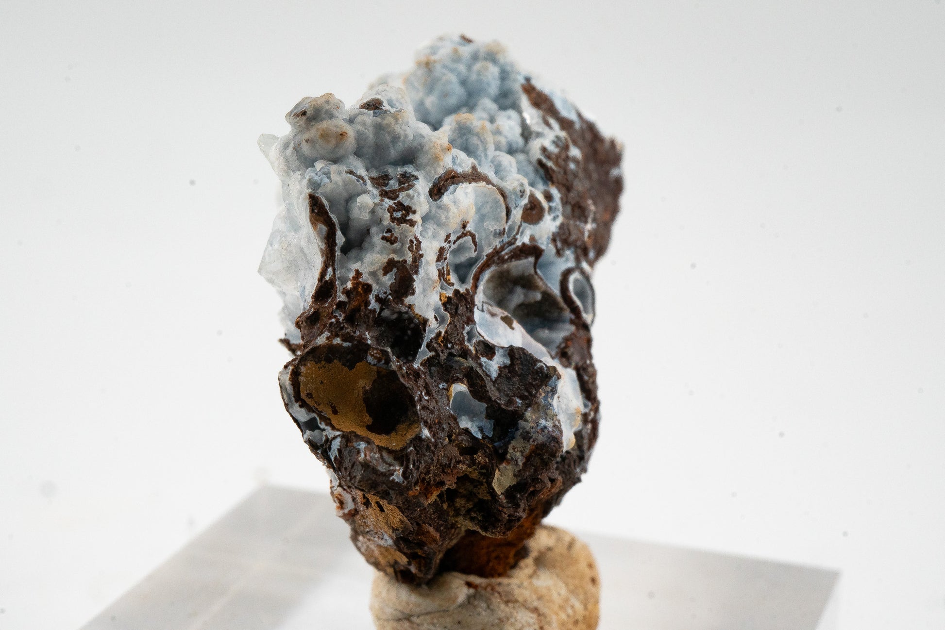 Quartz var. Chalcedony over Goethite - Zimapan, Hidalgo, Mexico