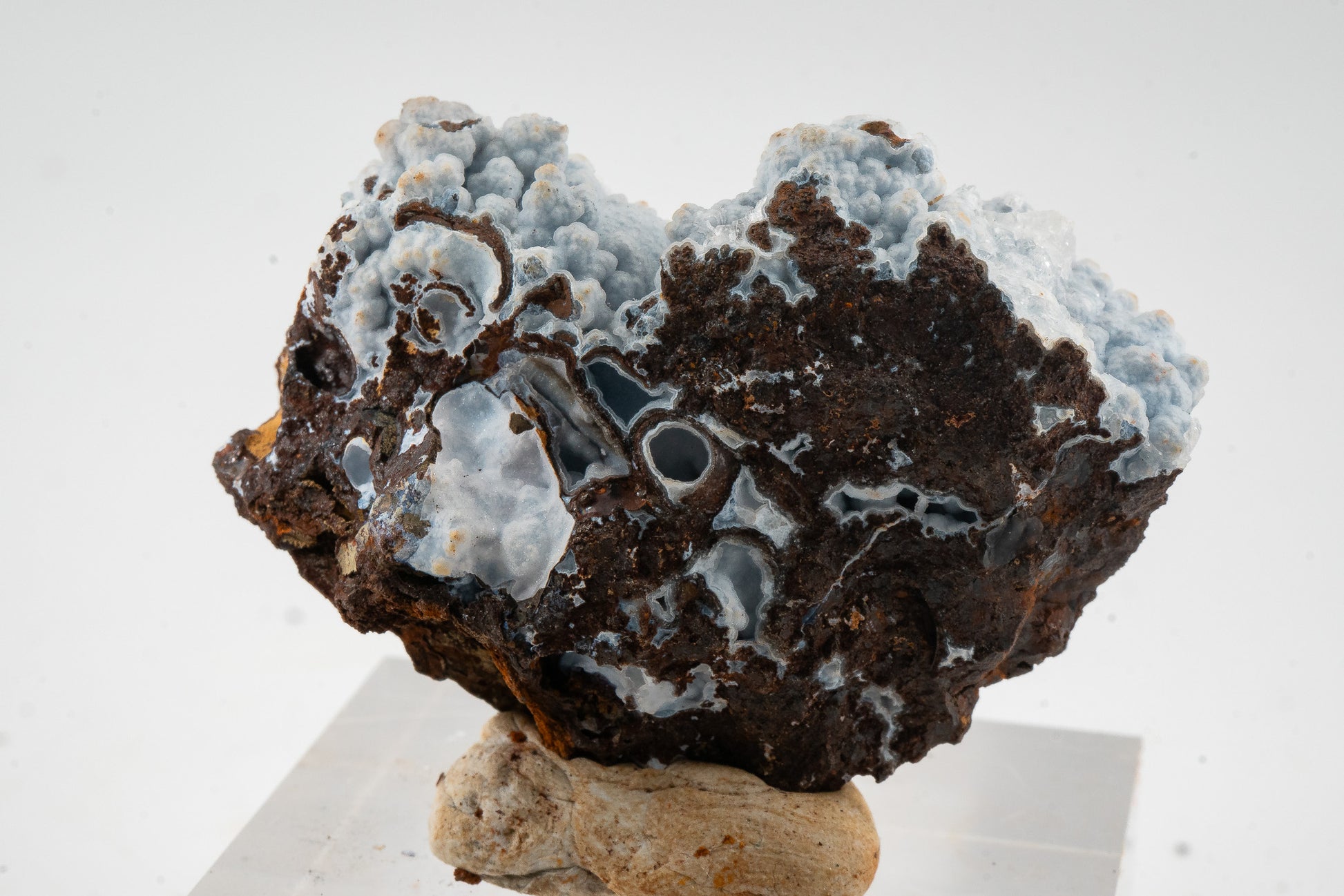 Quartz var. Chalcedony over Goethite - Zimapan, Hidalgo, Mexico