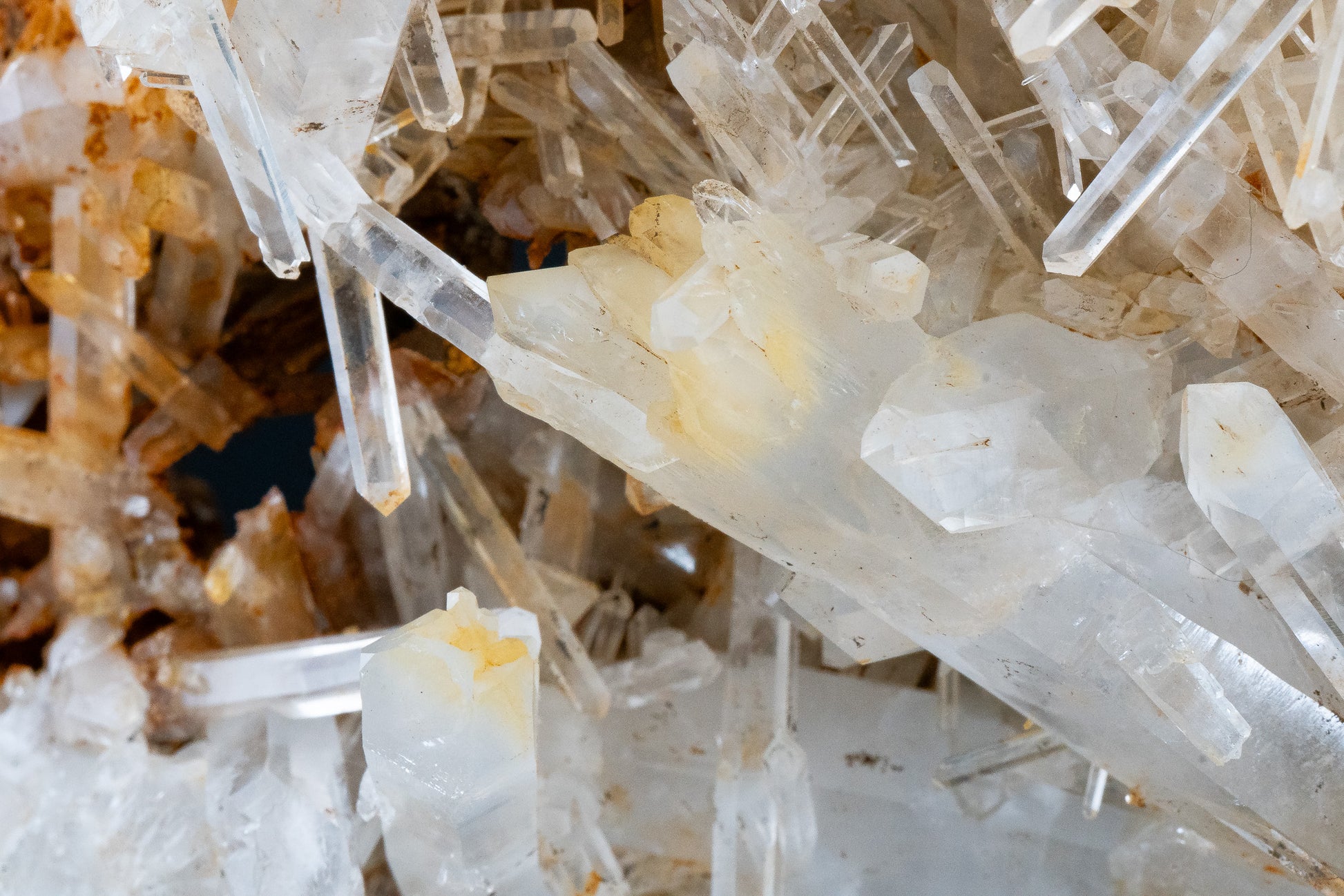Mango Quartz - Halloysite Inclusions - Cabiche, Colombia