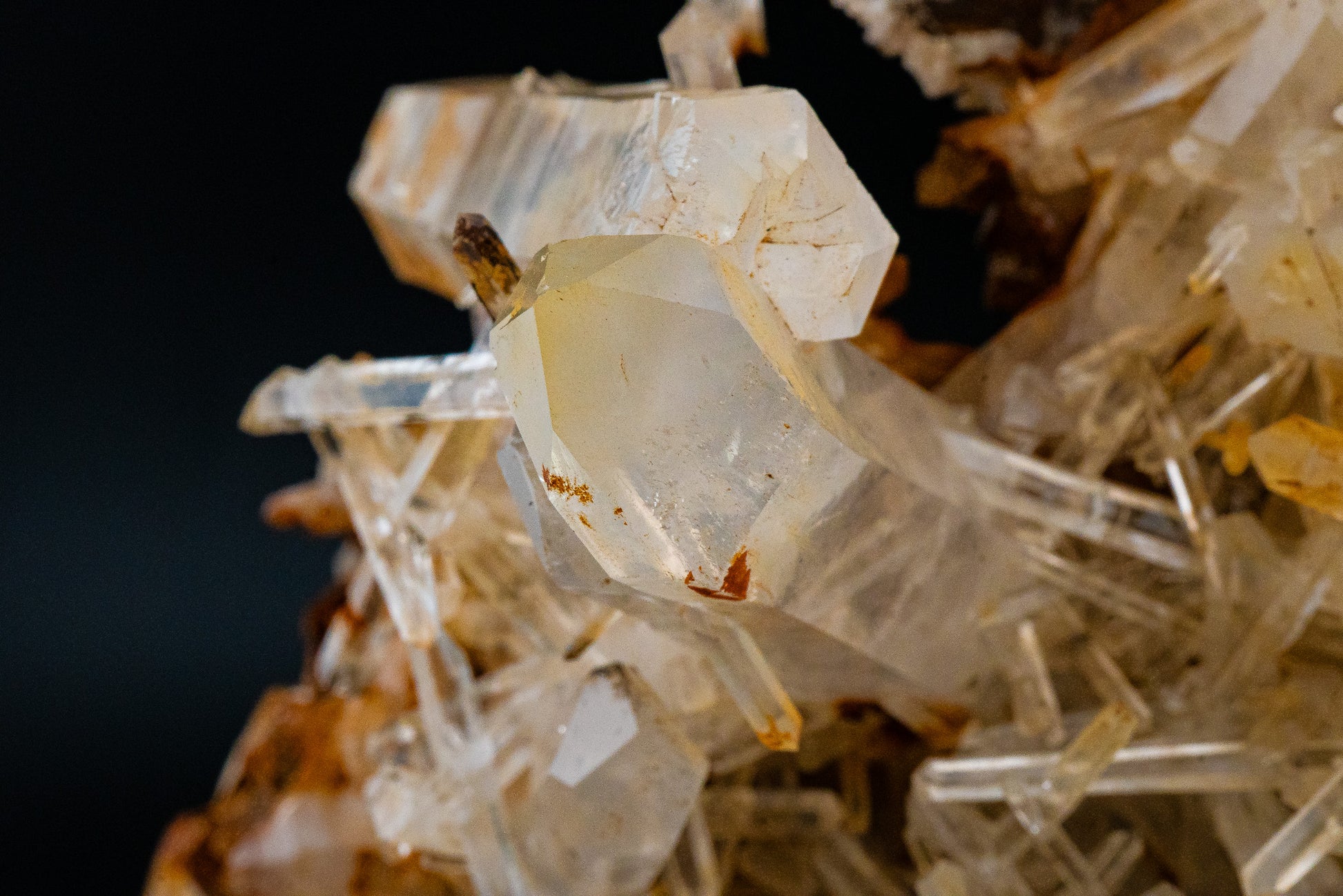 Mango Quartz - Halloysite Inclusions - Cabiche, Colombia