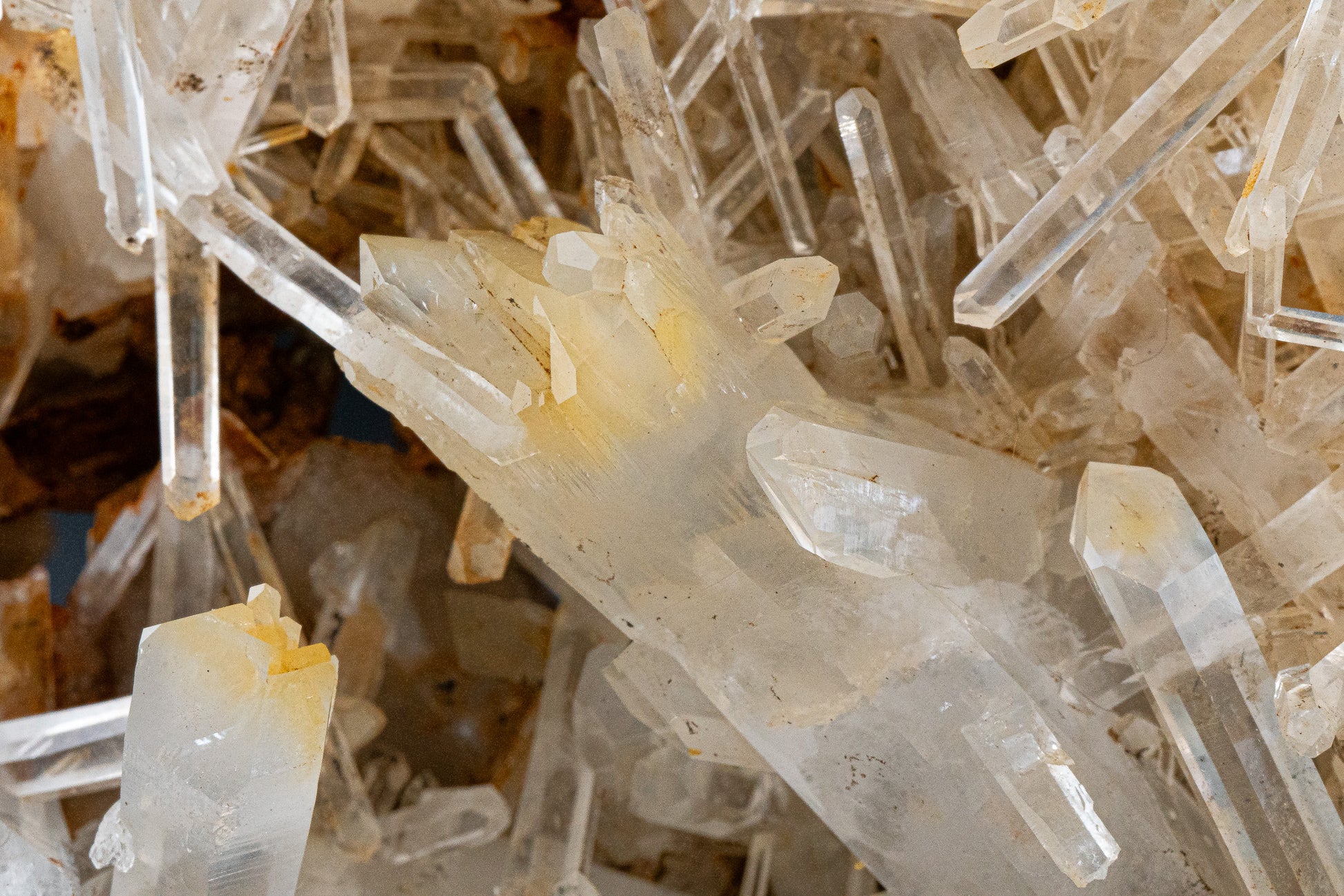 Mango Quartz - Halloysite Inclusions - Cabiche, Colombia