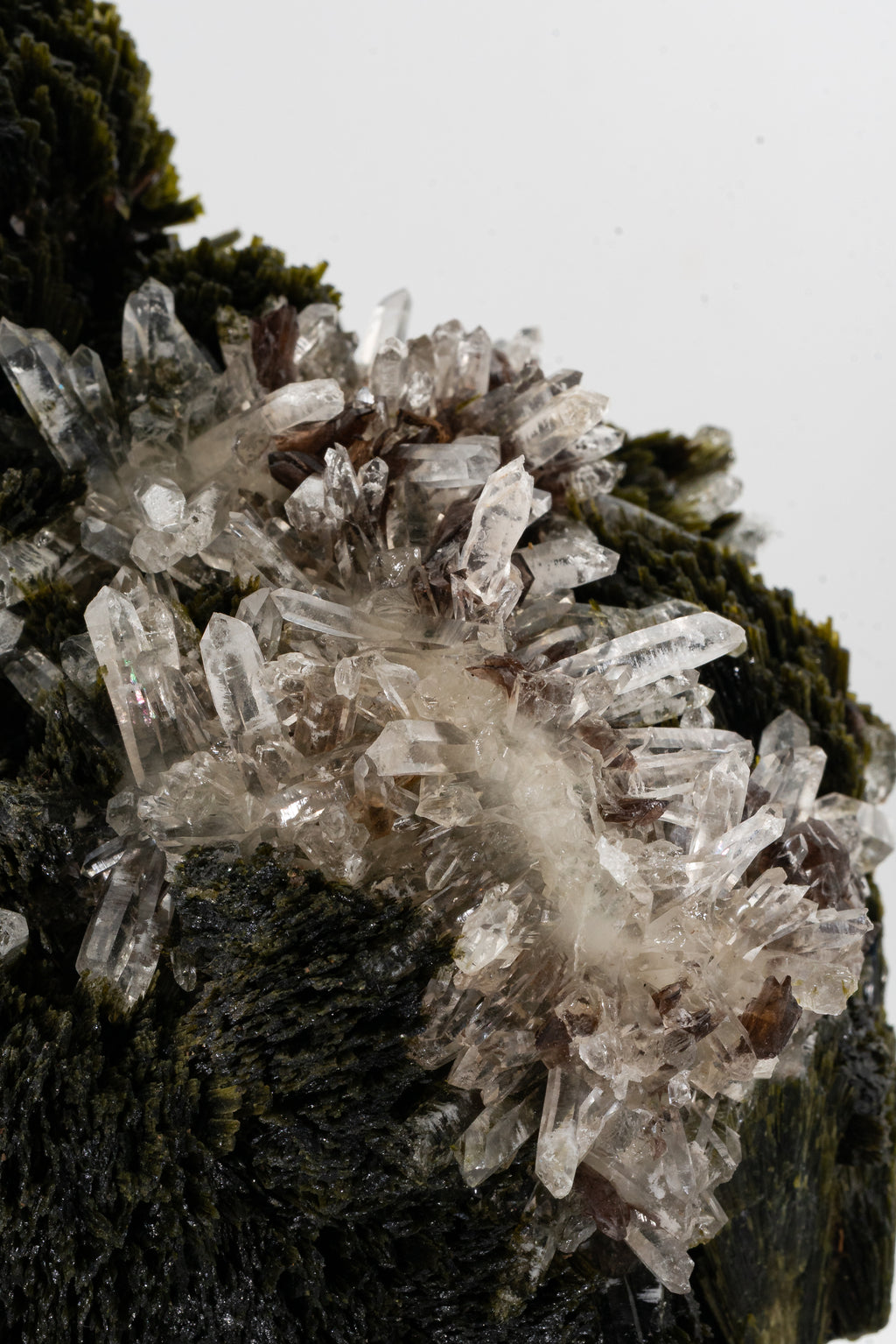 Epidote, Quartz, Axinte -  Cullhuay, Peru