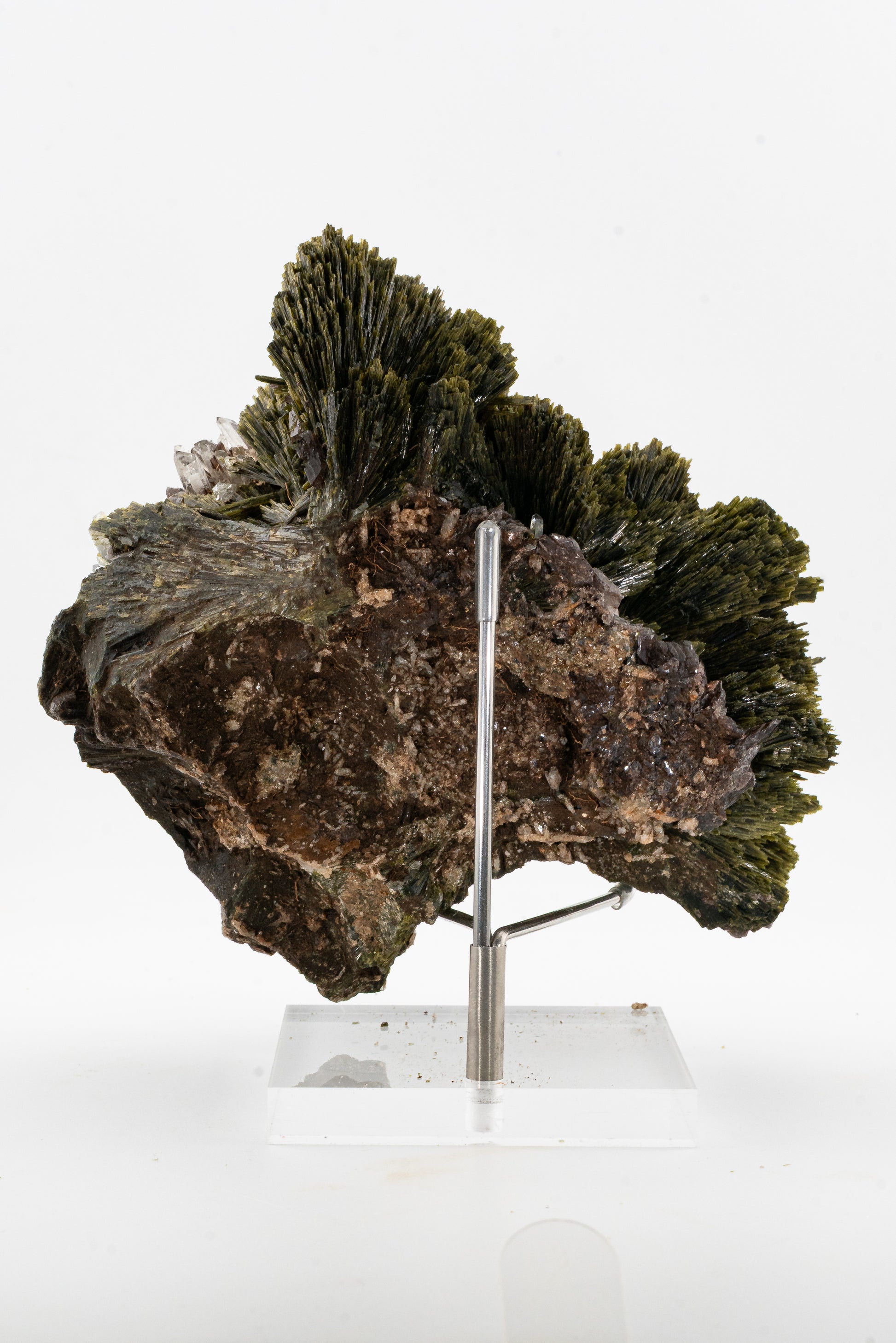 Epidote, Quartz, Axinte -  Cullhuay, Peru