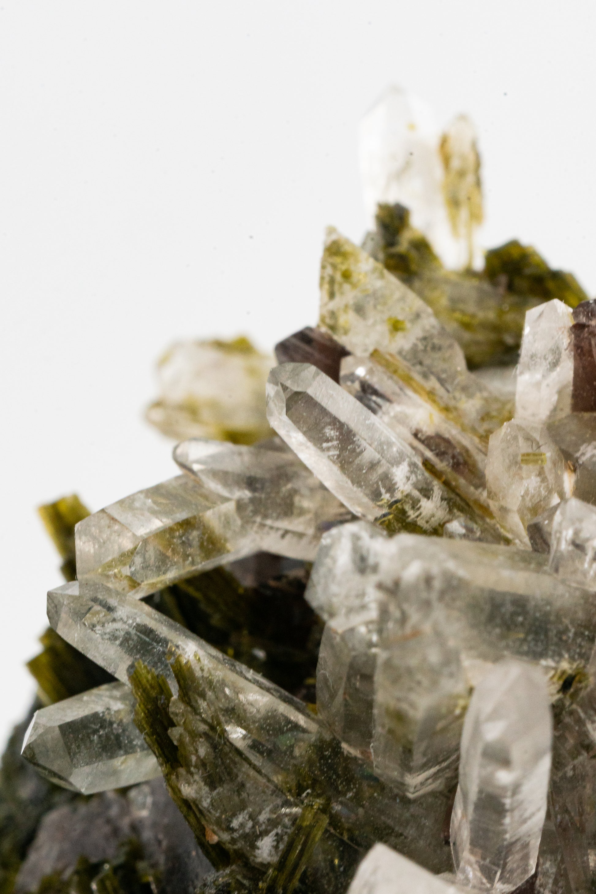 Epidote, Quartz, Axinte -  Cullhuay, Peru