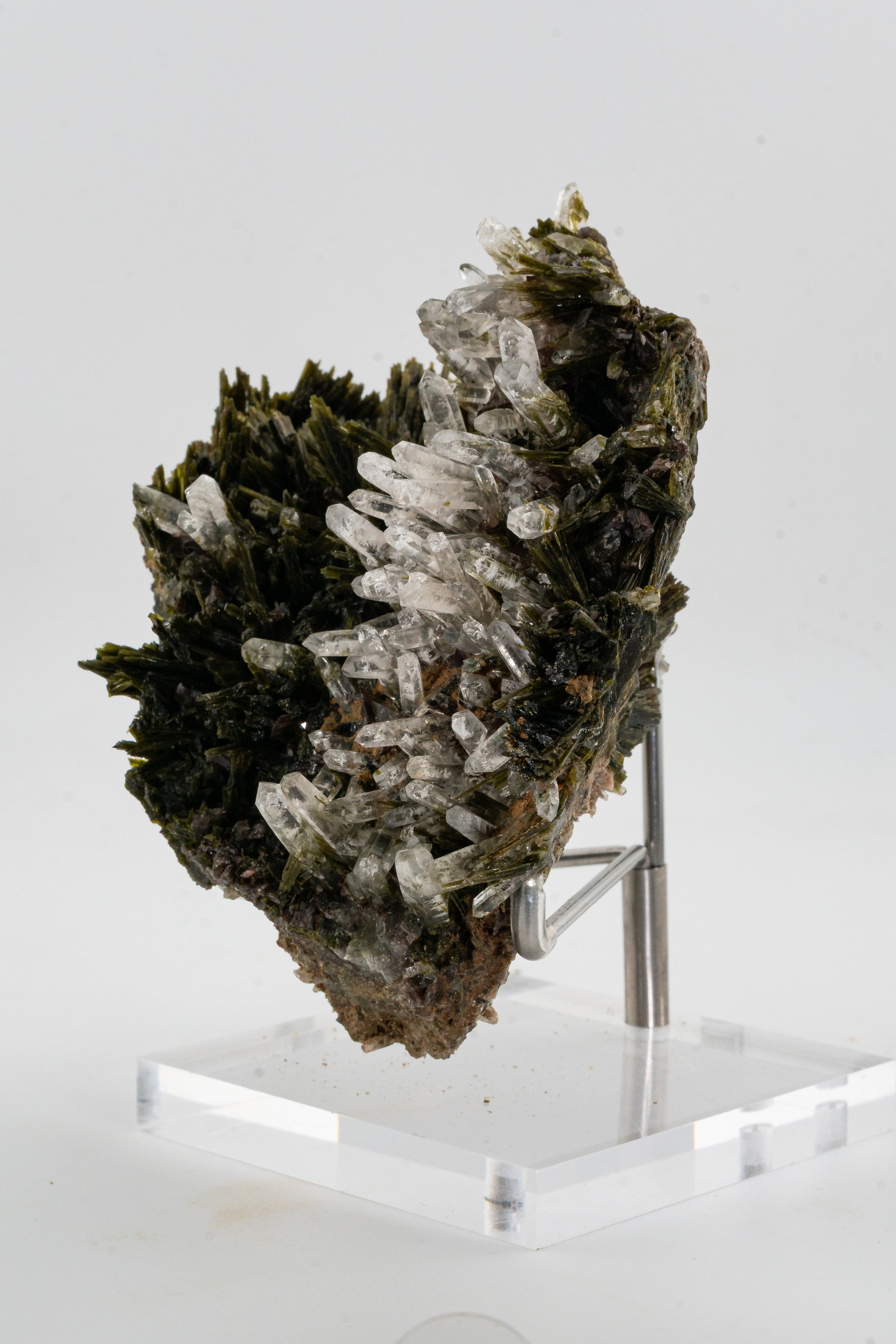 Epidote, Quartz, Axinte -  Cullhuay, Peru