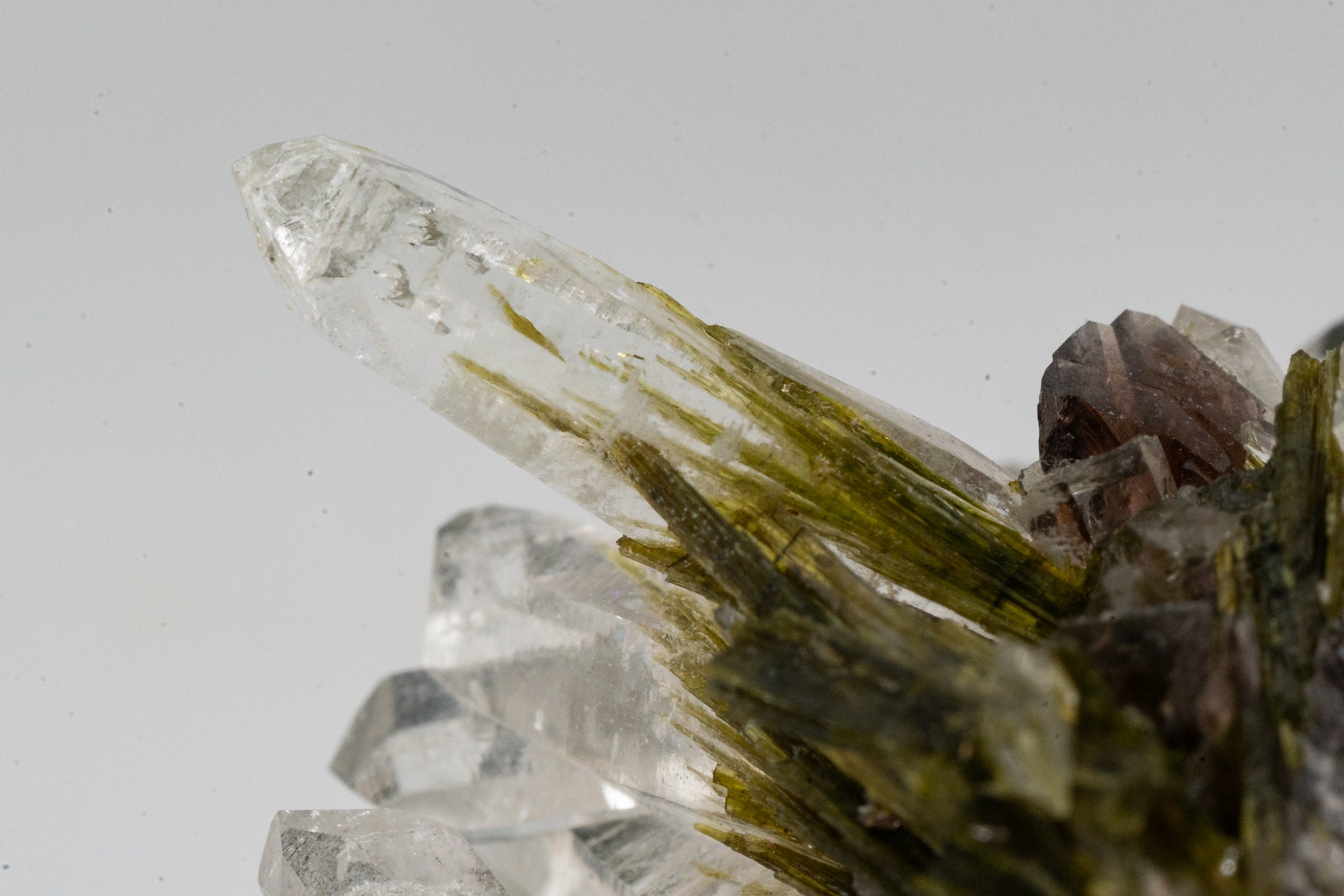 Epidote, Quartz, Axinte -  Cullhuay, Peru