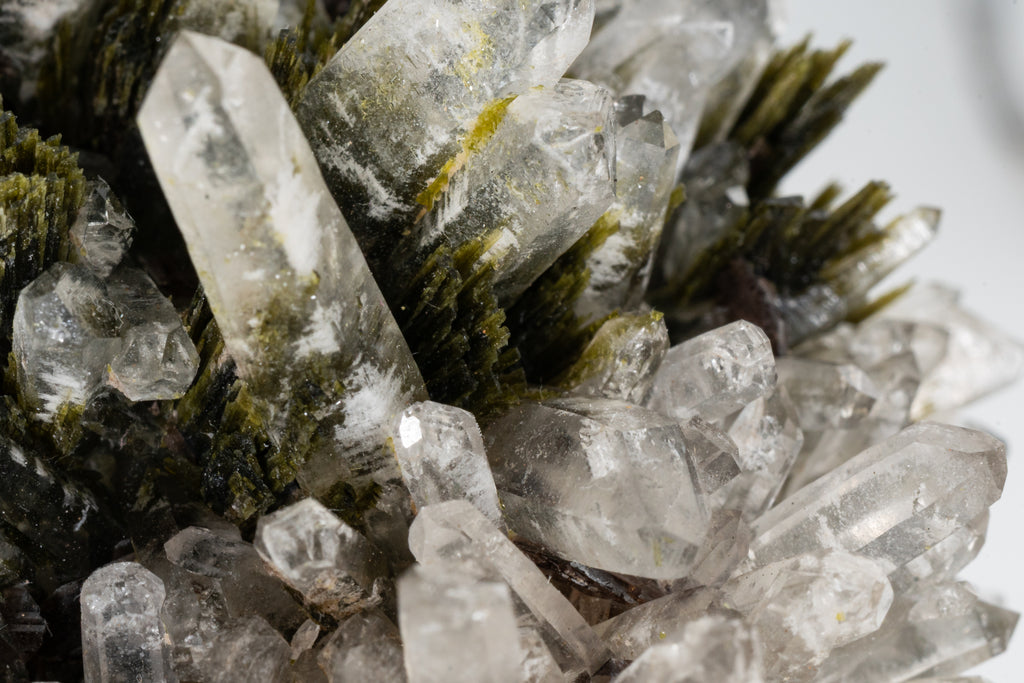Epidote, Quartz, Axinte -  Cullhuay, Peru
