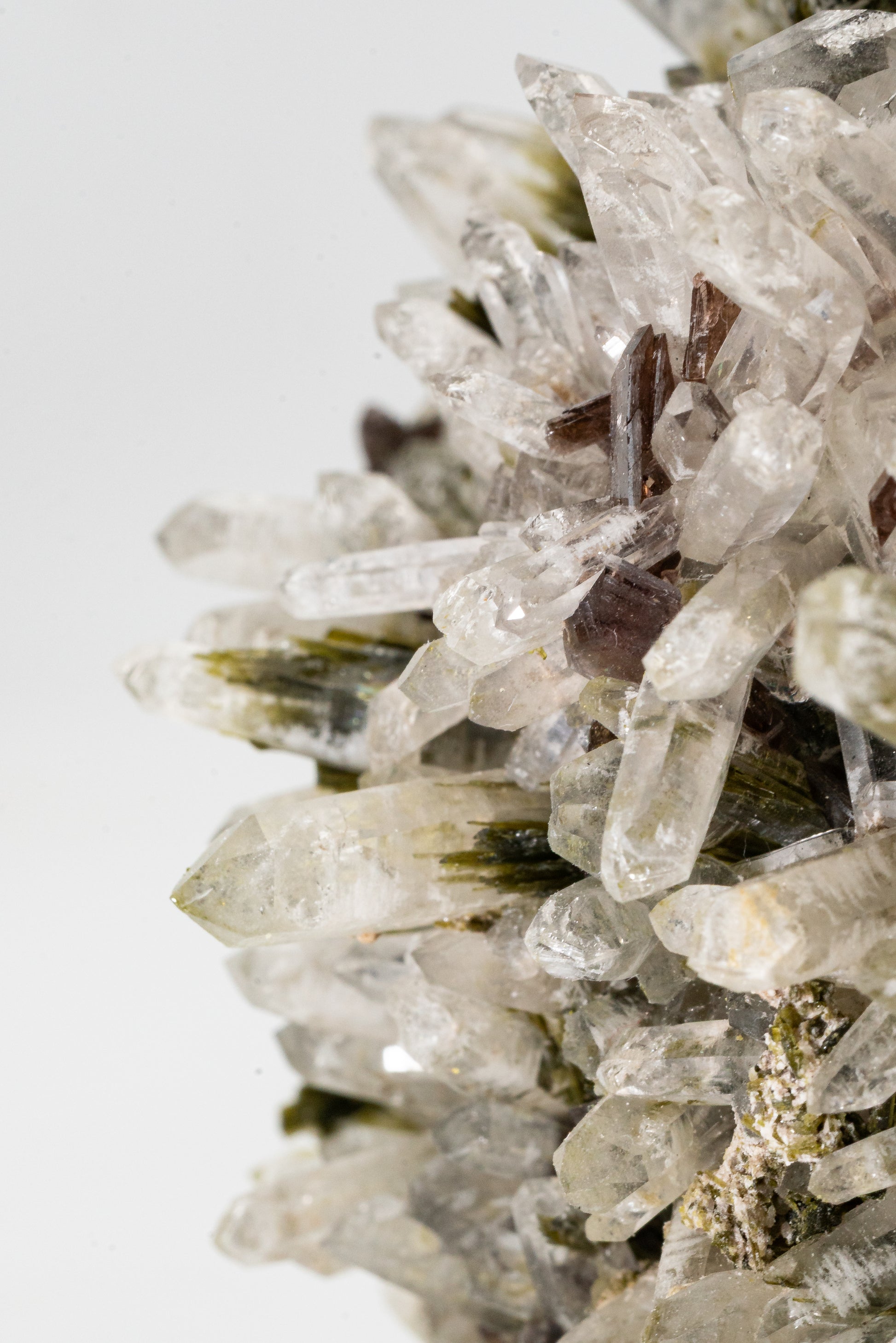Epidote, Quartz, Axinte -  Cullhuay, Peru