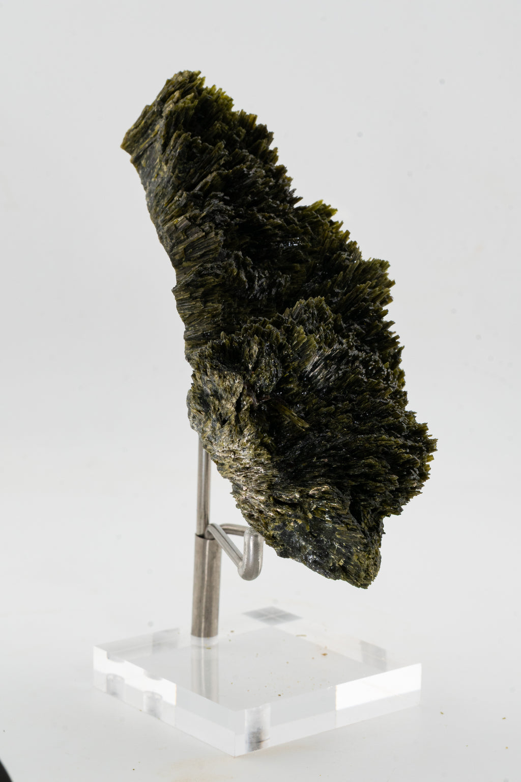 Epidote -  Cullhuay, Peru
