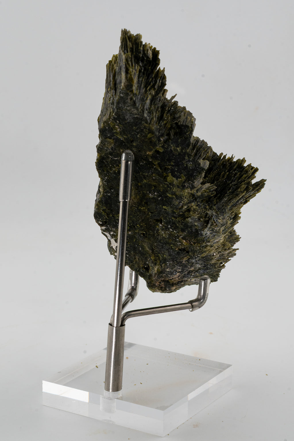 Epidote -  Cullhuay, Peru
