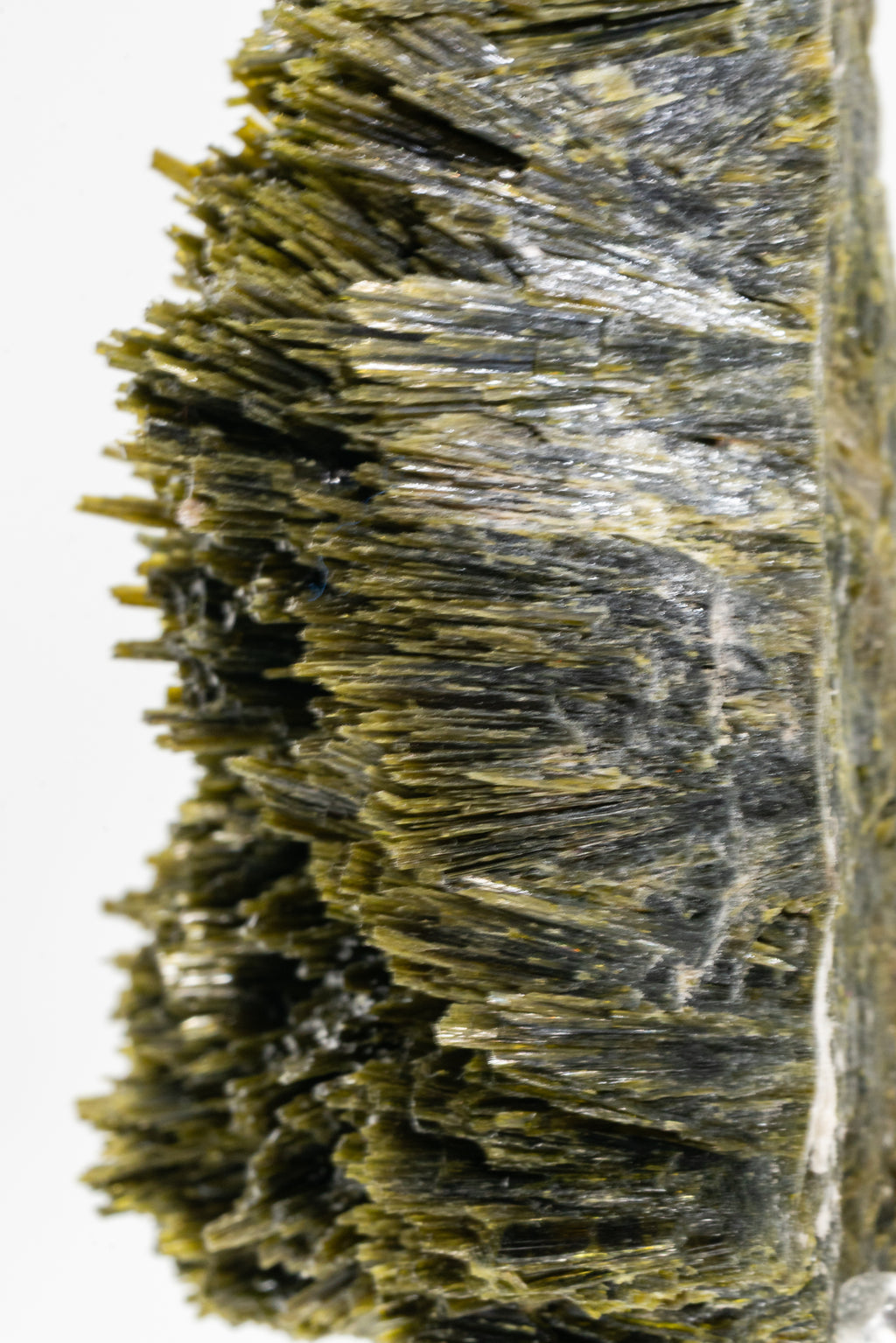 Epidote -  Cullhuay, Peru