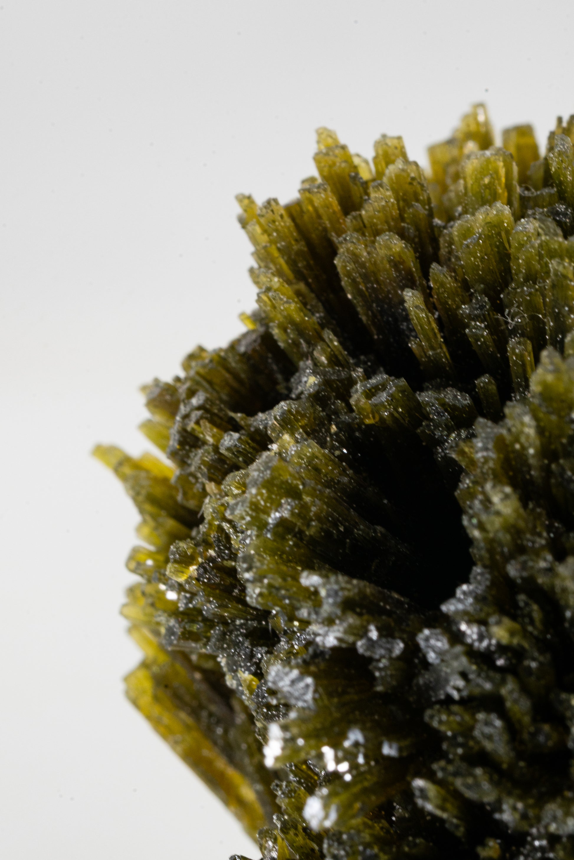 Epidote -  Cullhuay, Peru