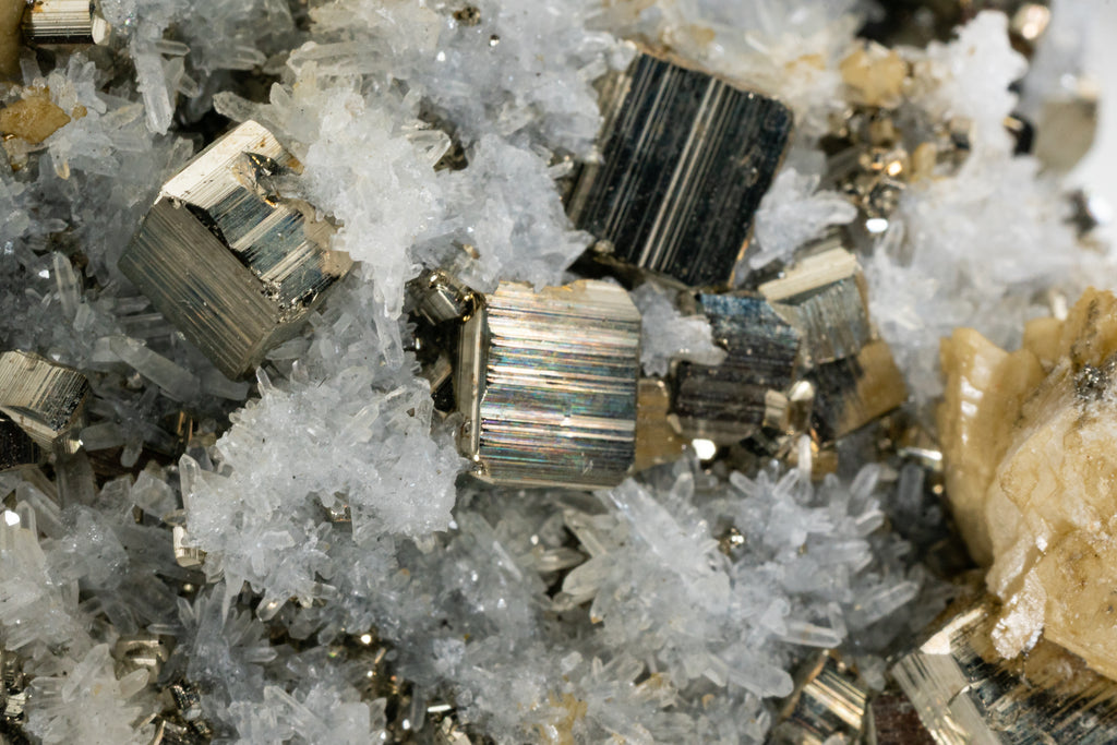 Pyrite, Siderite, Quartz - Huanzala, Peru - UV Reactive