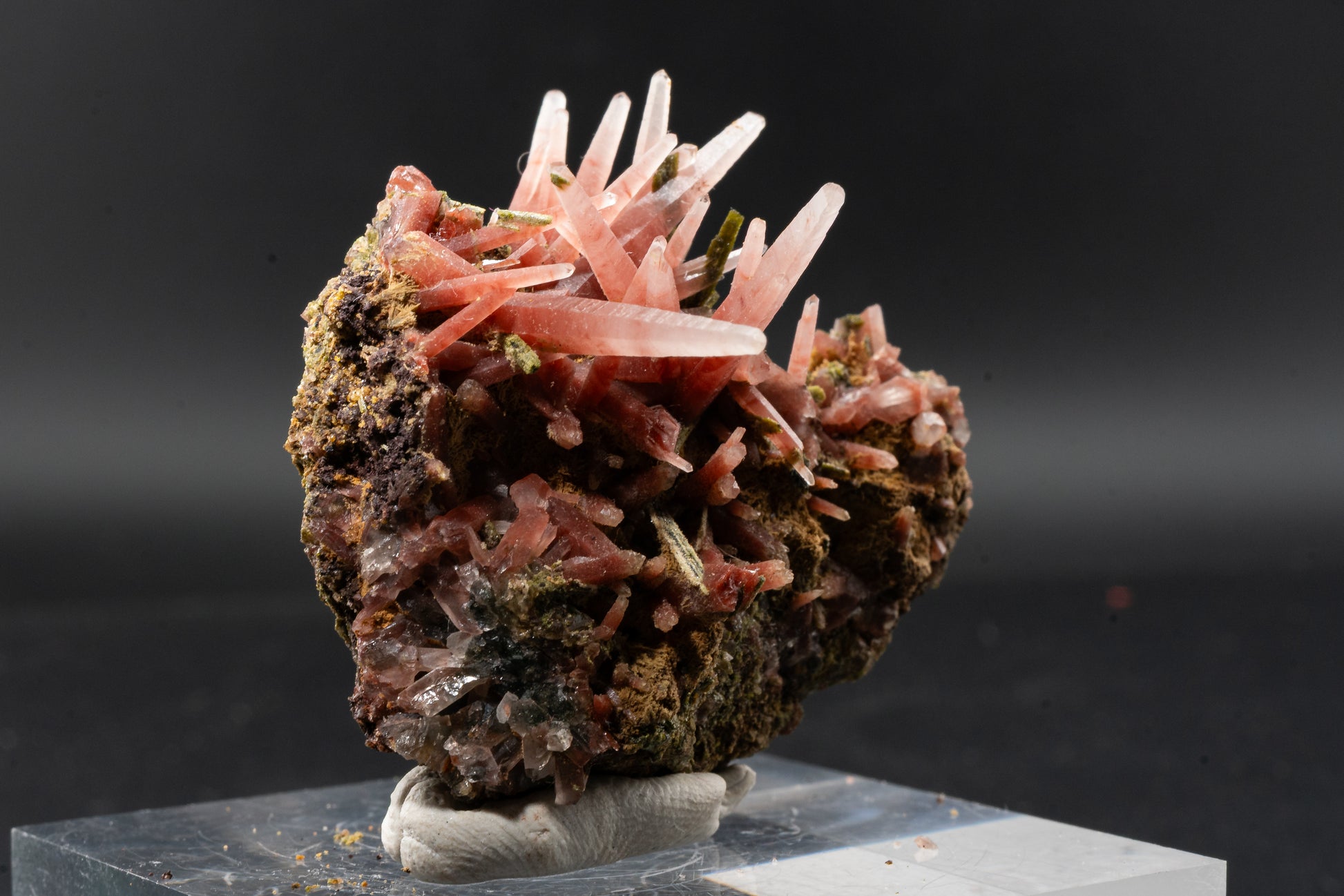 Ferruginous Quartz, Epidote - San Felipe Mine, Peru