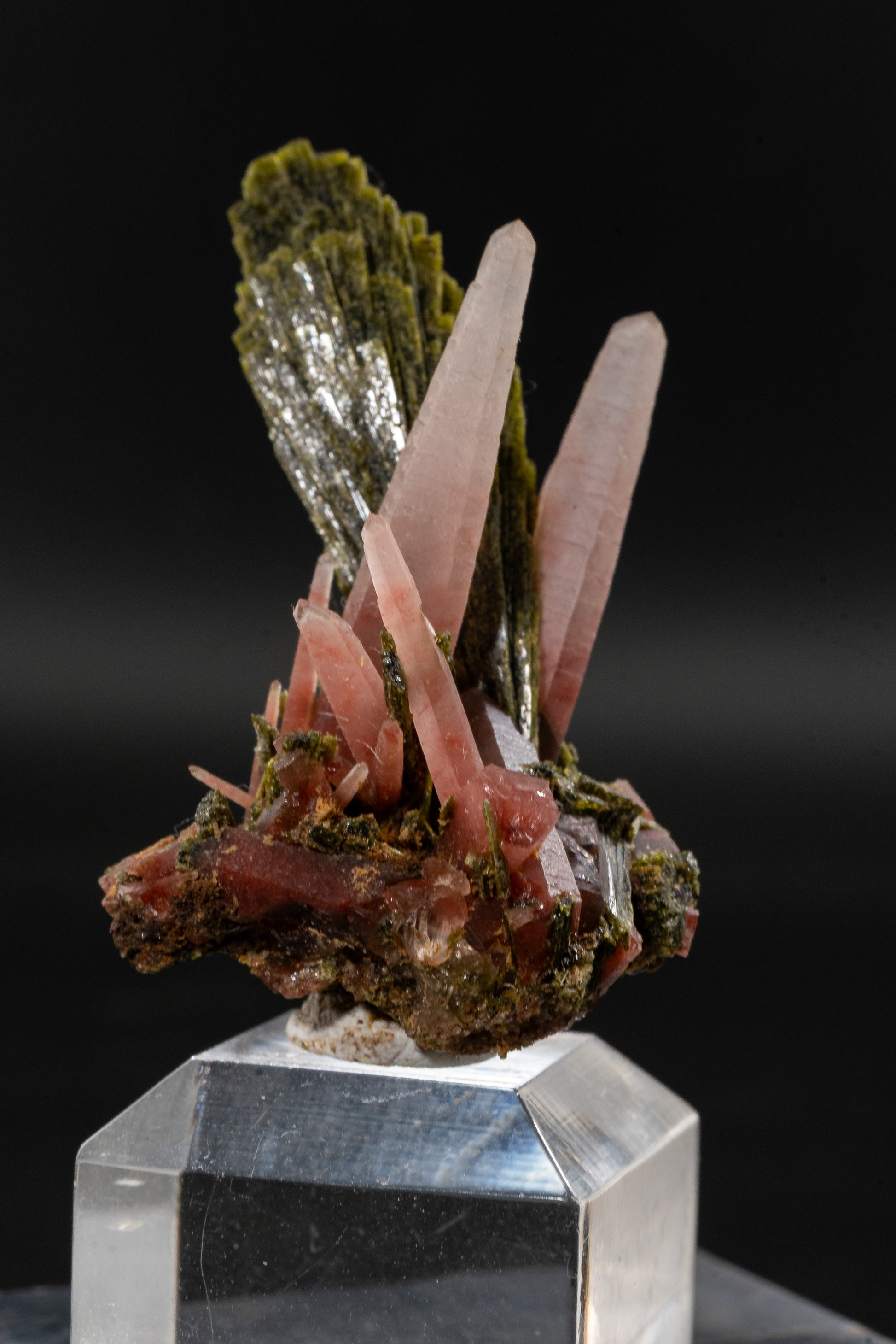 Ferruginous Quartz, Epidote - San Felipe Mine, Peru