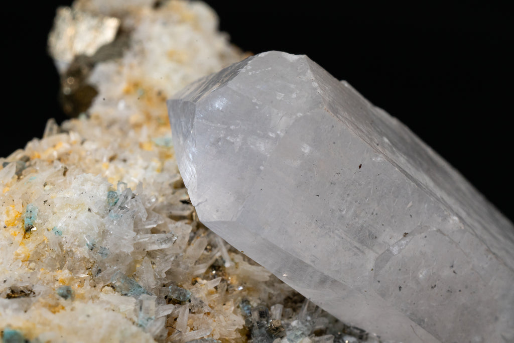 Calcite Var. Mangano, Pyrite, Quartz - Huanzala, Peru - UV Reactive