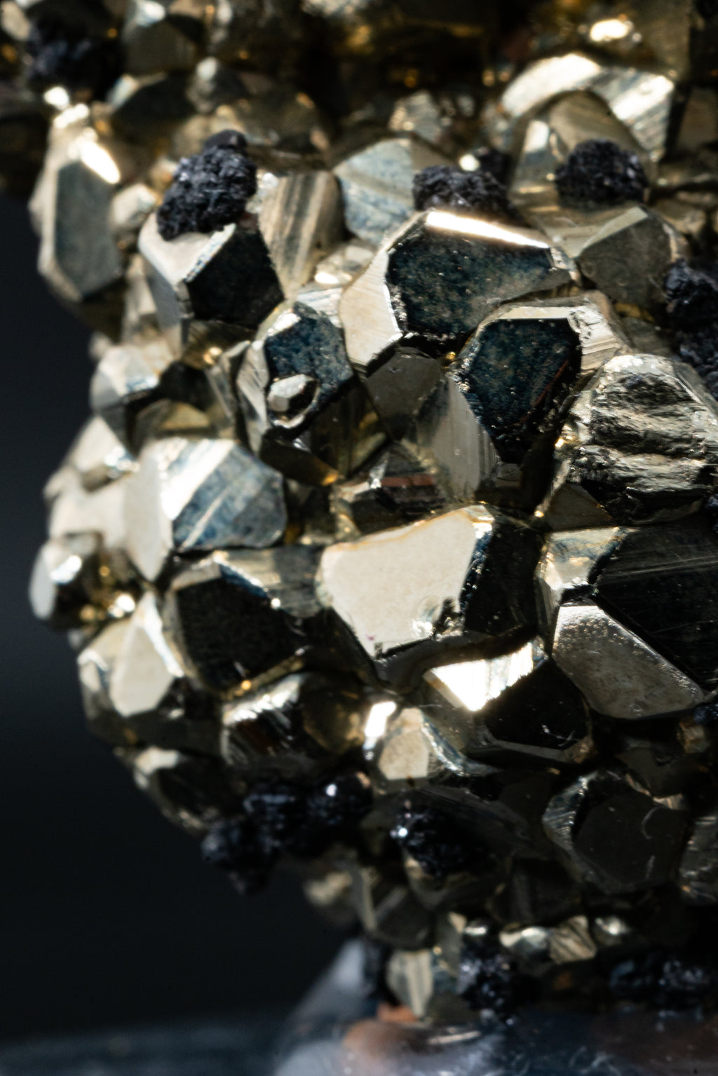 Calcite, Pyrite, Tetrahedrite - Huanzala, Peru - UV Reactive