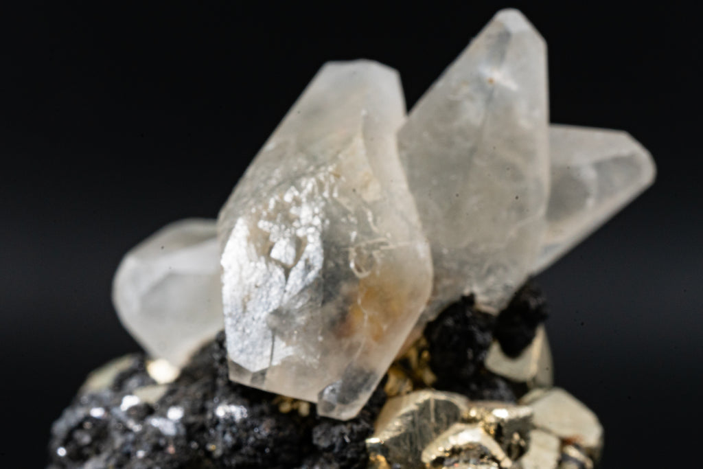 Calcite, Pyrite, Tetrahedrite - Huanzala, Peru - UV Reactive