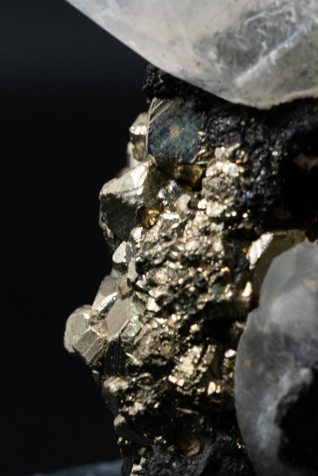 Calcite, Pyrite, Tetrahedrite - Huanzala, Peru - UV Reactive