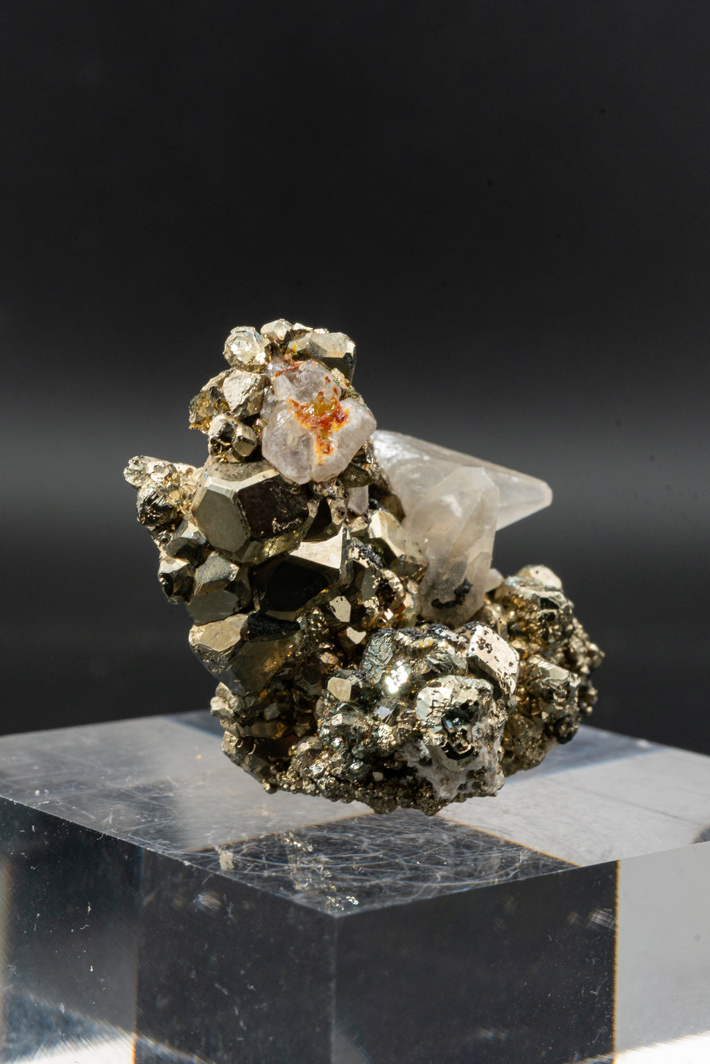 Calcite, Pyrite, Tetrahedrite - Huanzala, Peru - UV Reactive