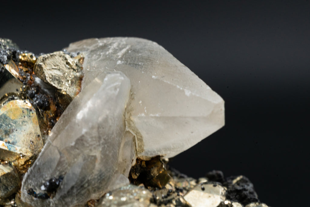 Calcite, Pyrite, Tetrahedrite - Huanzala, Peru - UV Reactive