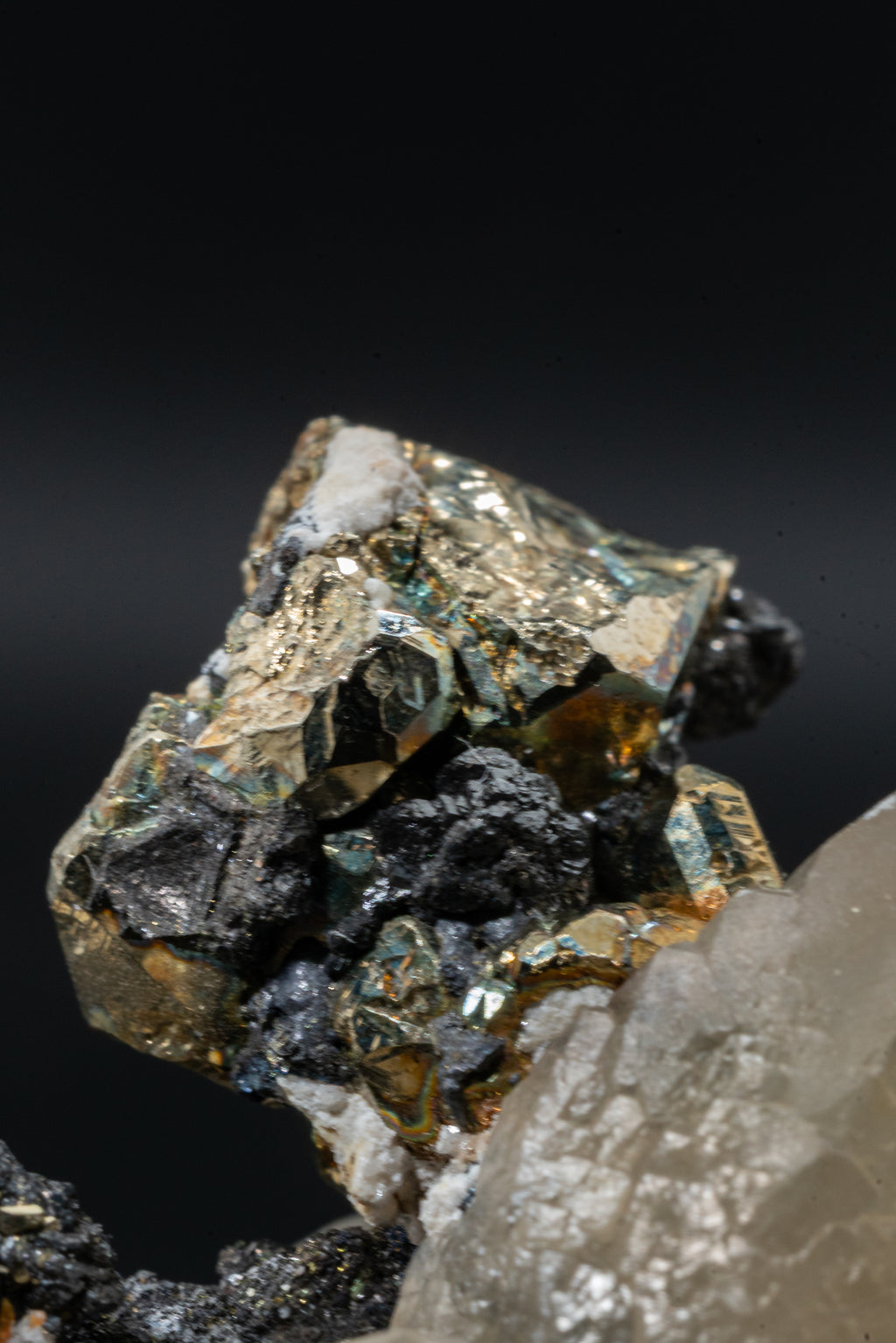Calcite, Pyrite, Tetrahedrite - Huanzala, Peru - UV Reactive