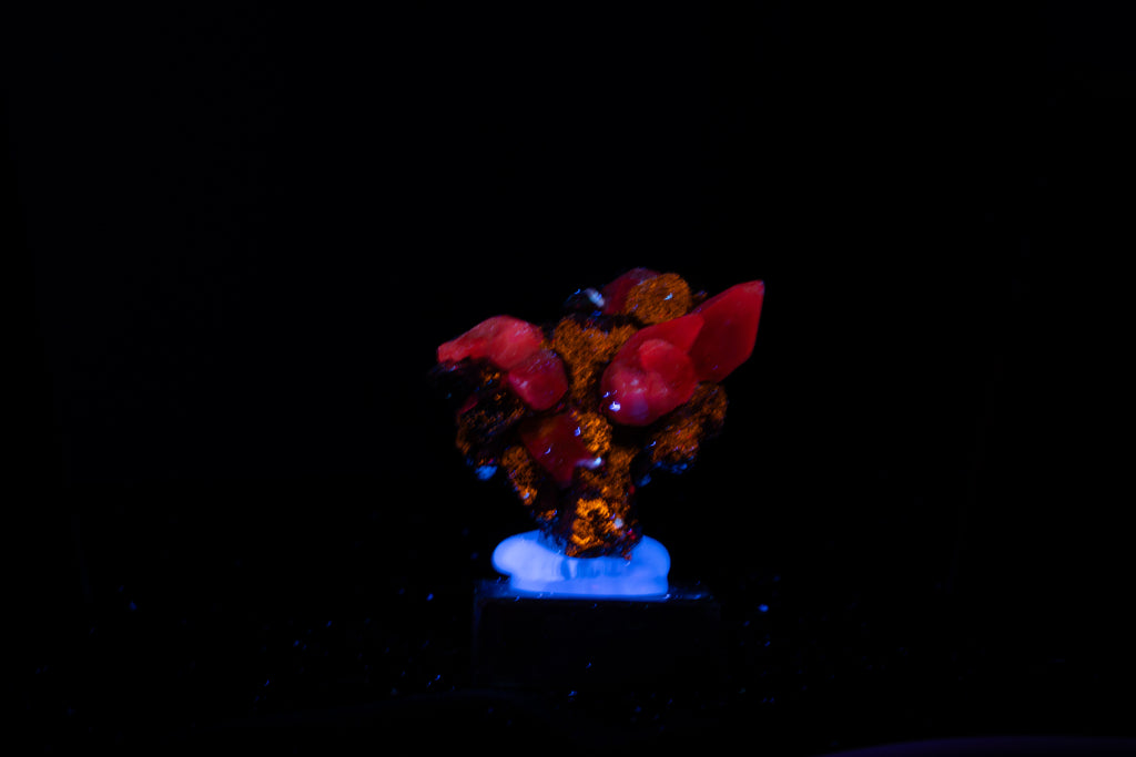 Calcite, Pyrite, Tetrahedrite - Huanzala, Peru - UV Reactive