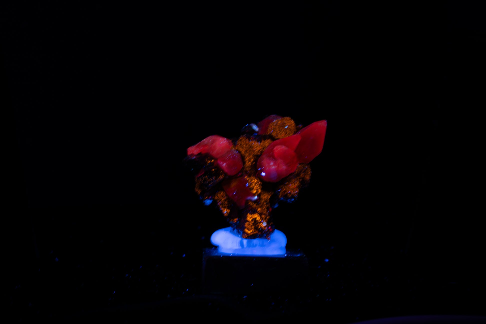 Calcite, Pyrite, Tetrahedrite - Huanzala, Peru - UV Reactive