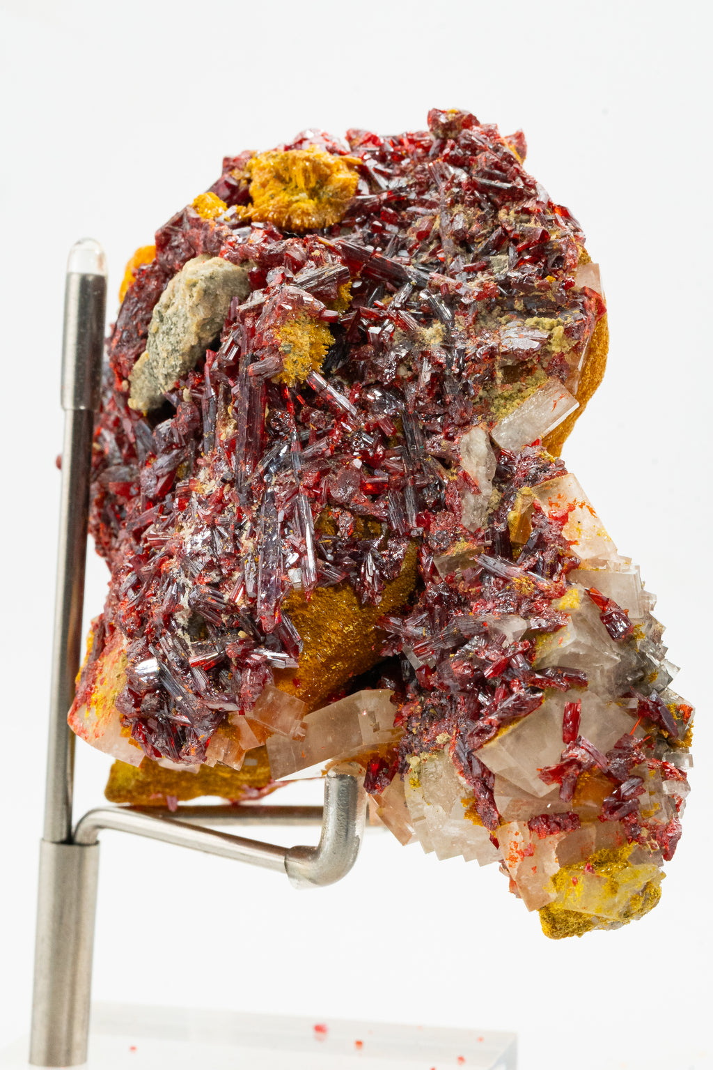 Orpiment, Realgar, Barite, - Quiruvilca Mine, Peru