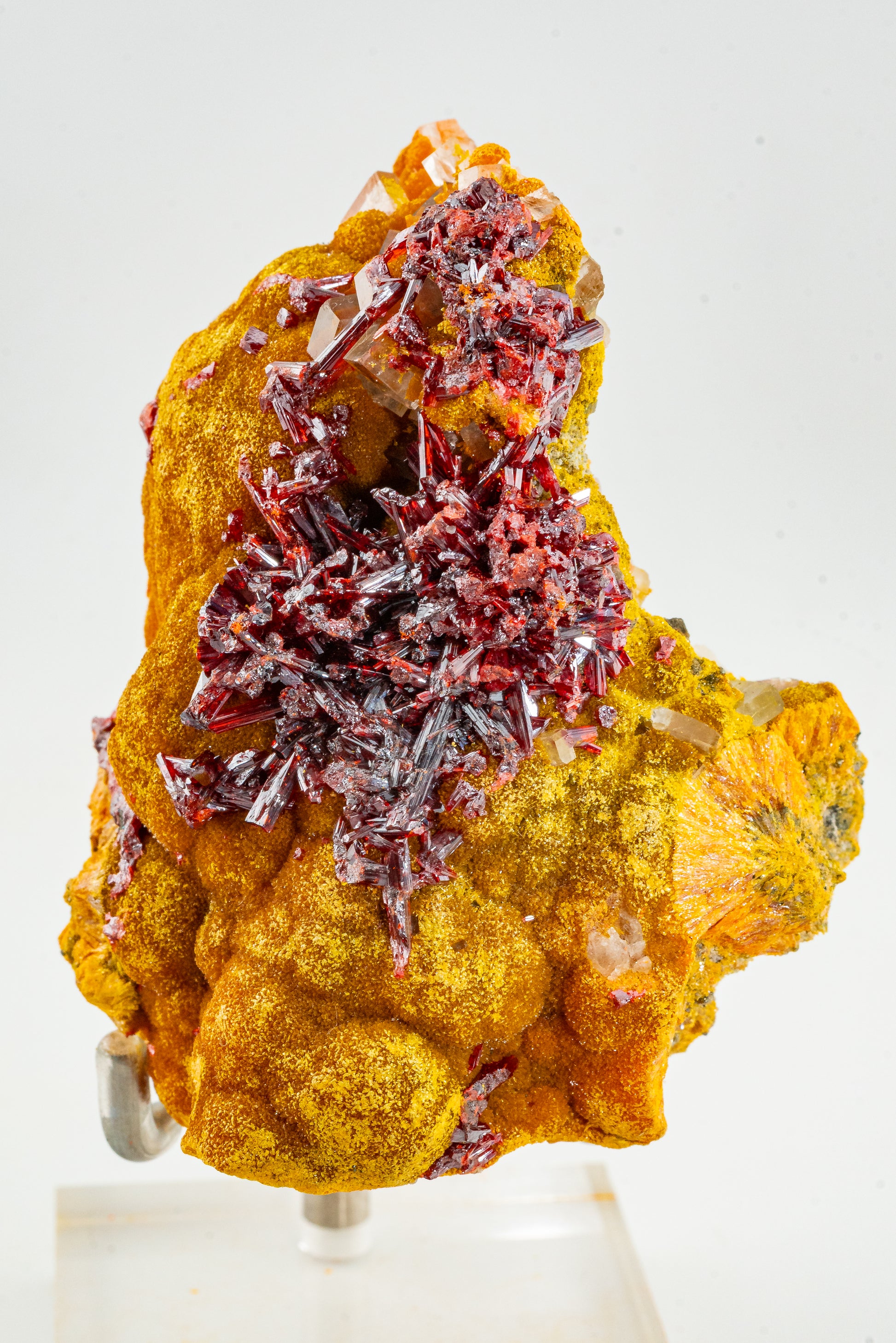 Orpiment, Realgar, Barite, - Quiruvilca Mine, Peru