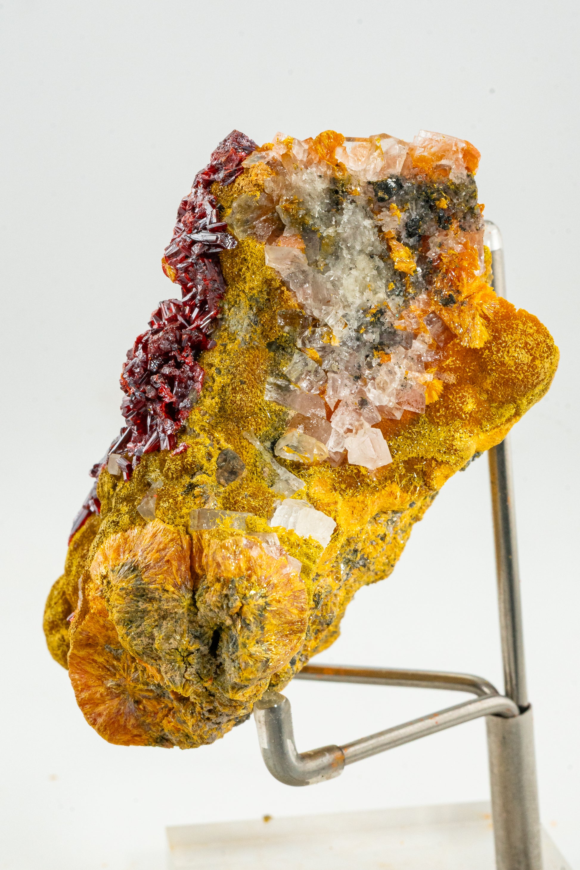 Orpiment, Realgar, Barite, - Quiruvilca Mine, Peru