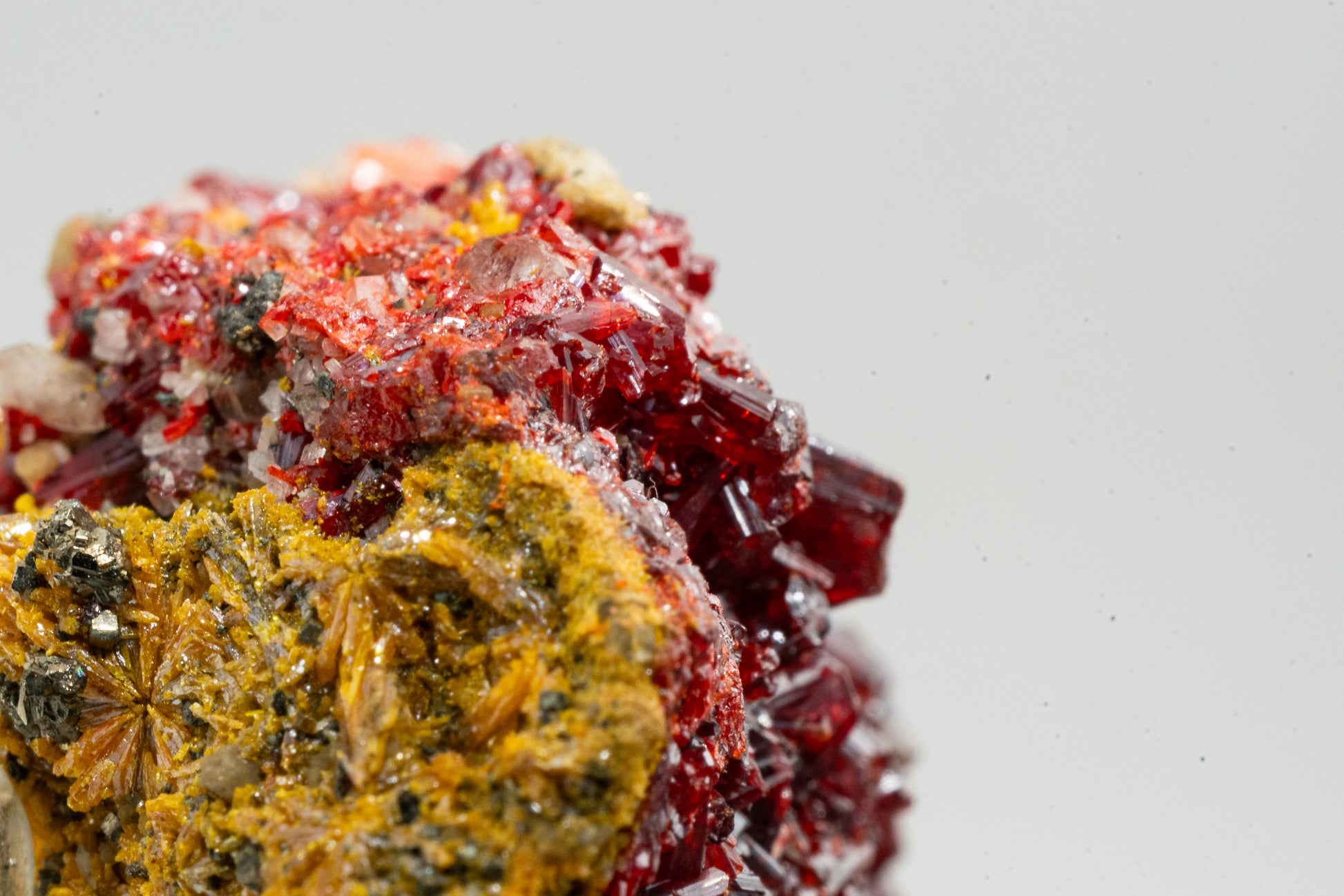 Orpiment, Realgar, Barite, - Quiruvilca Mine, Peru