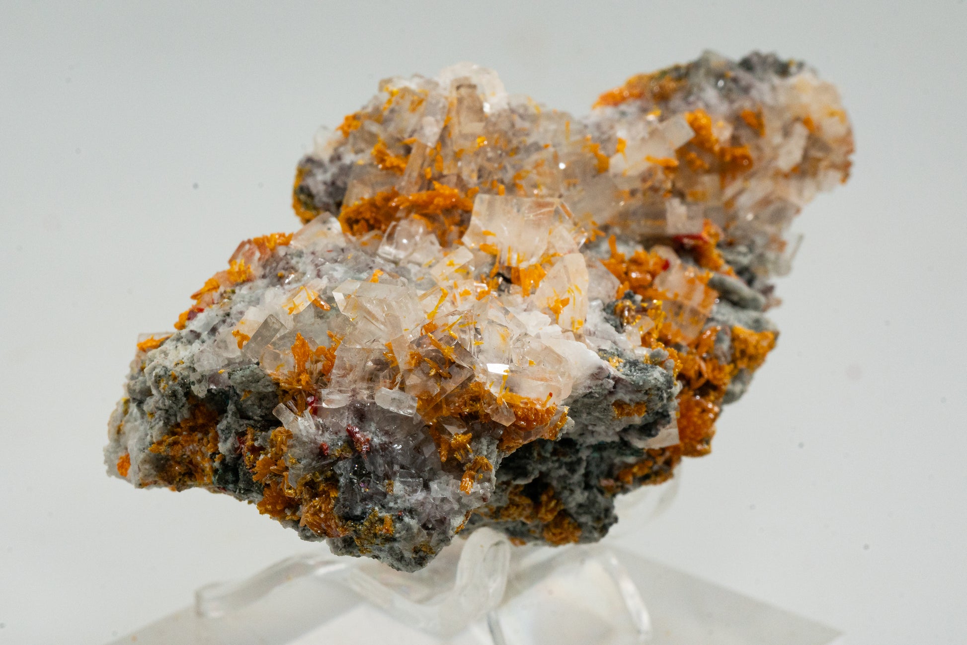 Orpiment, Realgar, Barite, - Quiruvilca Mine, Peru