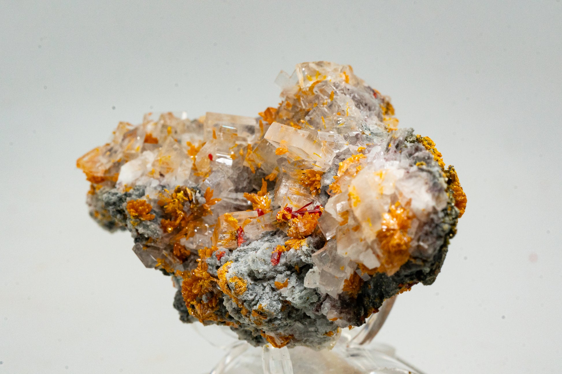 Orpiment, Realgar, Barite, - Quiruvilca Mine, Peru