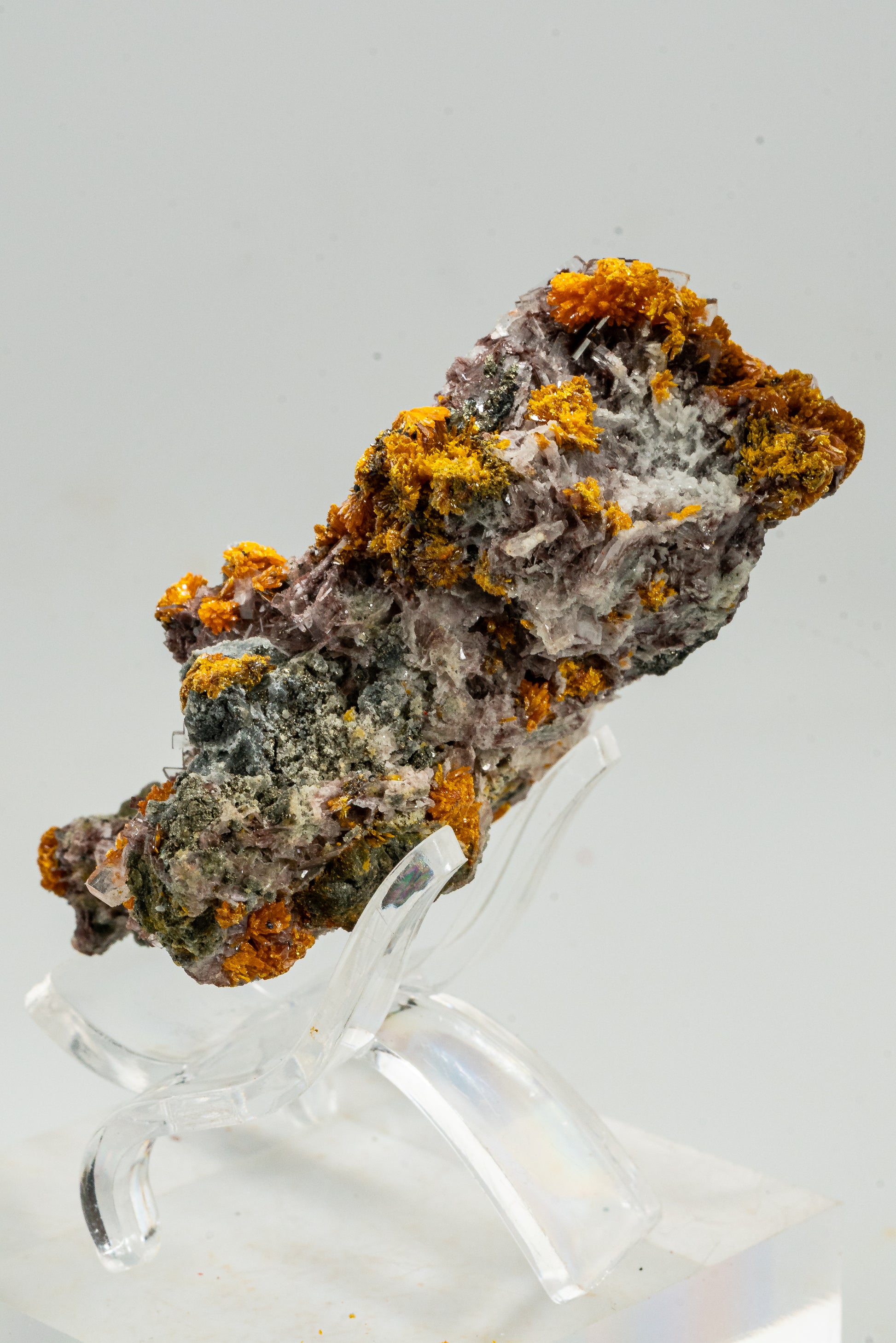 Orpiment, Realgar, Barite, - Quiruvilca Mine, Peru