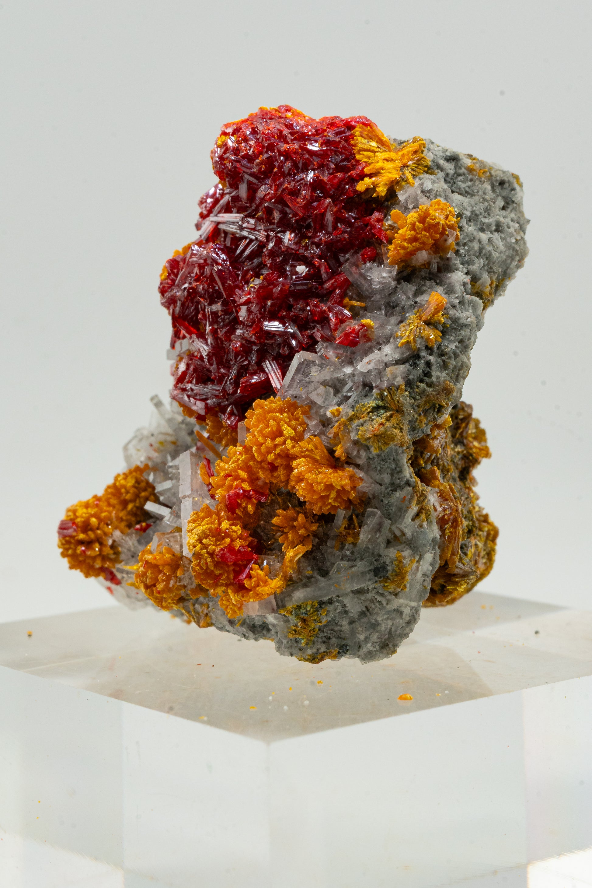 Orpiment, Realgar, Barite, - Quiruvilca Mine, Peru