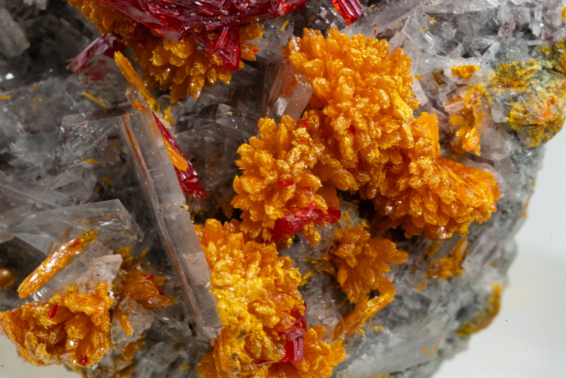 Orpiment, Realgar, Barite, - Quiruvilca Mine, Peru