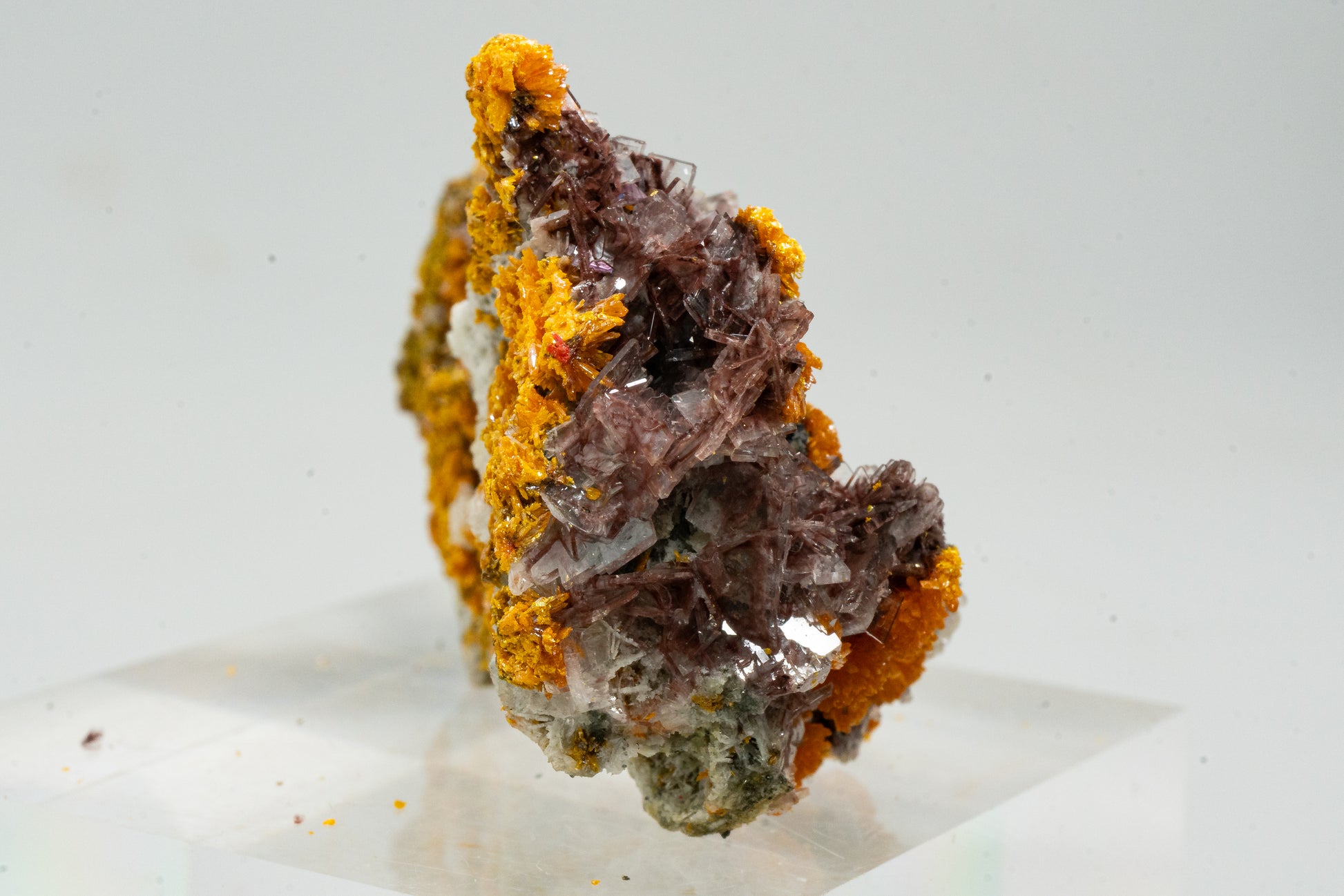 Orpiment, Realgar, Barite, - Quiruvilca Mine, Peru