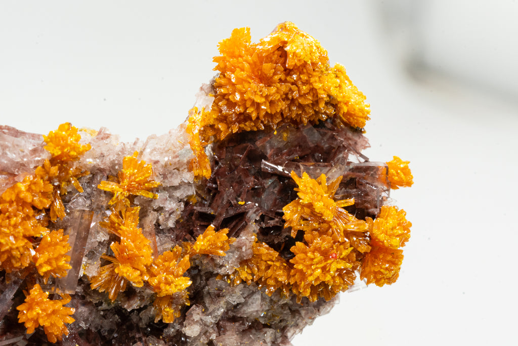 Orpiment, Realgar, Barite, - Quiruvilca Mine, Peru