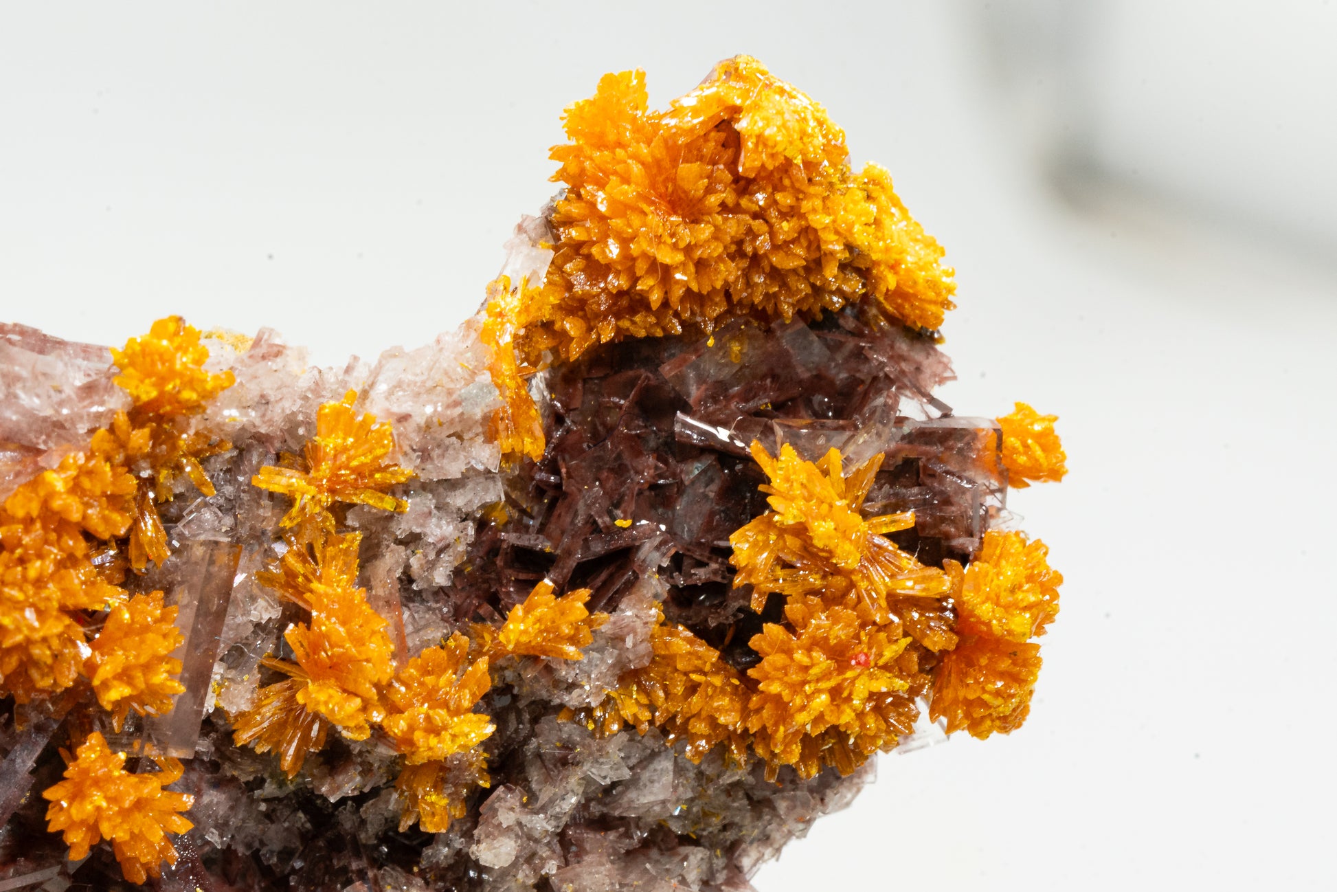 Orpiment, Realgar, Barite, - Quiruvilca Mine, Peru